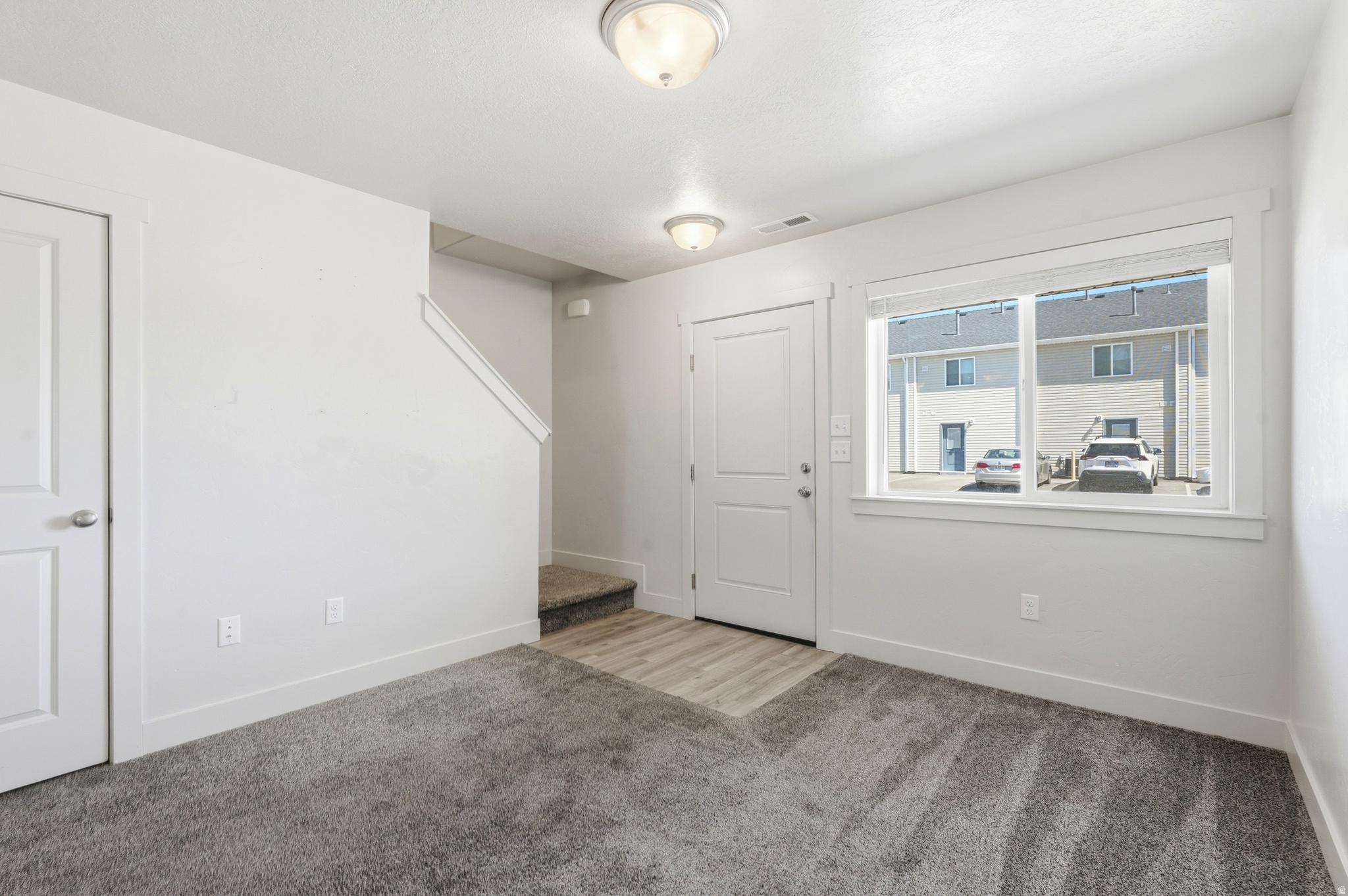 RIVER VALLEY - Residential
