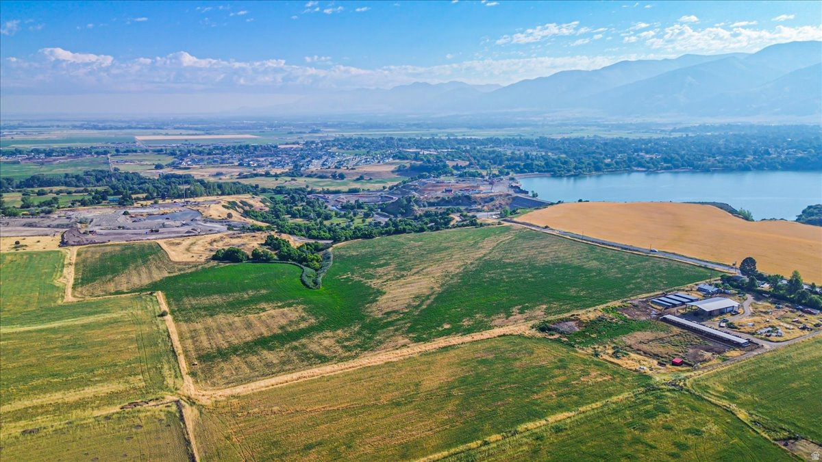 SKYLINE MEADOWS - Land