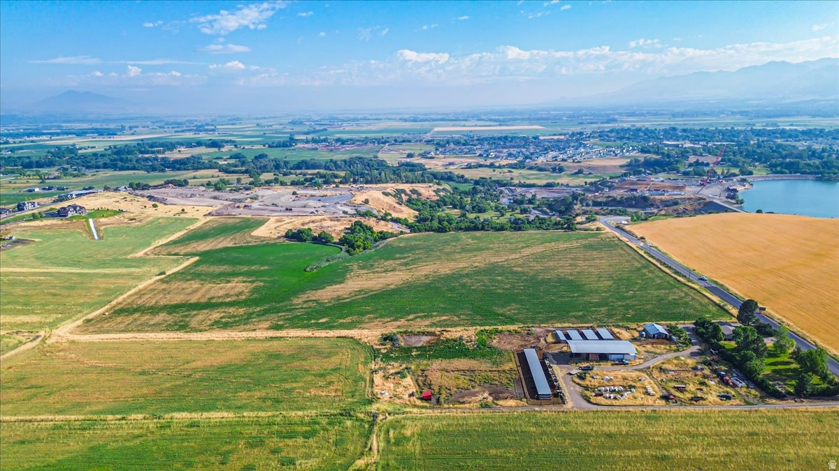 SKYLINE MEADOWS - Land