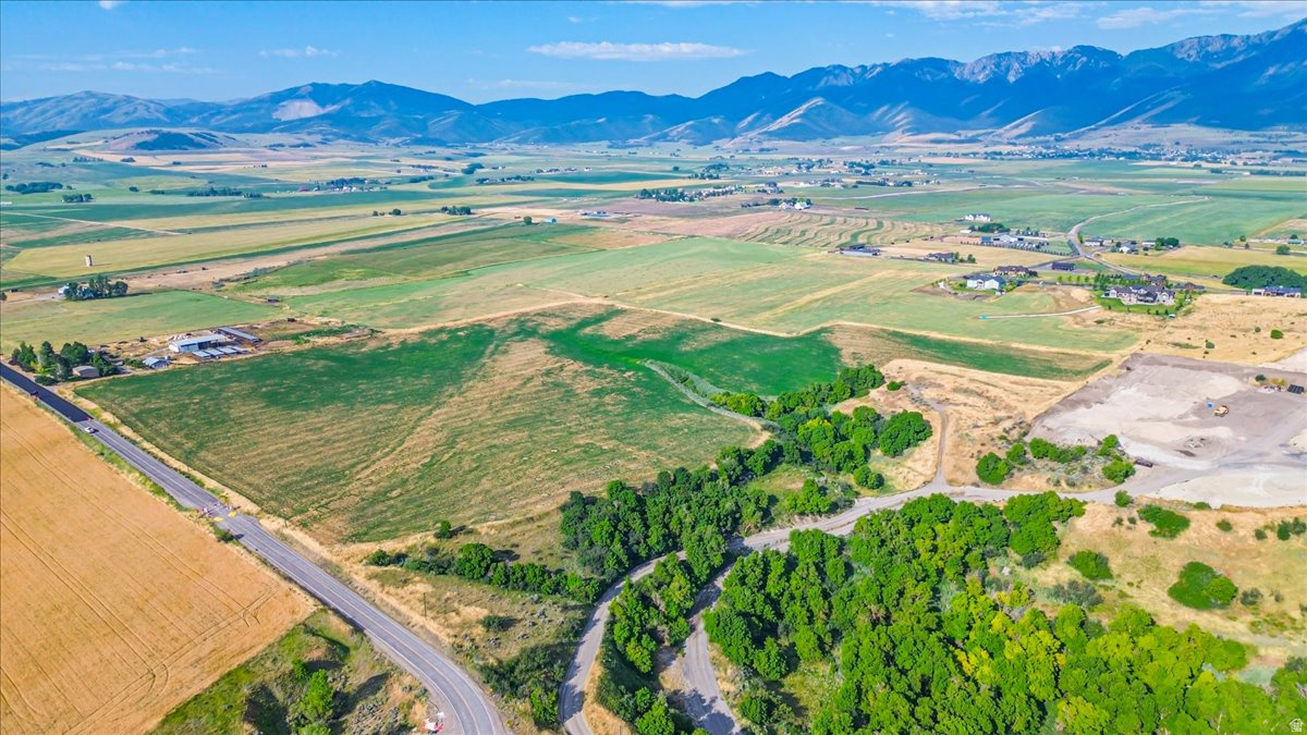 SKYLINE MEADOWS - Land