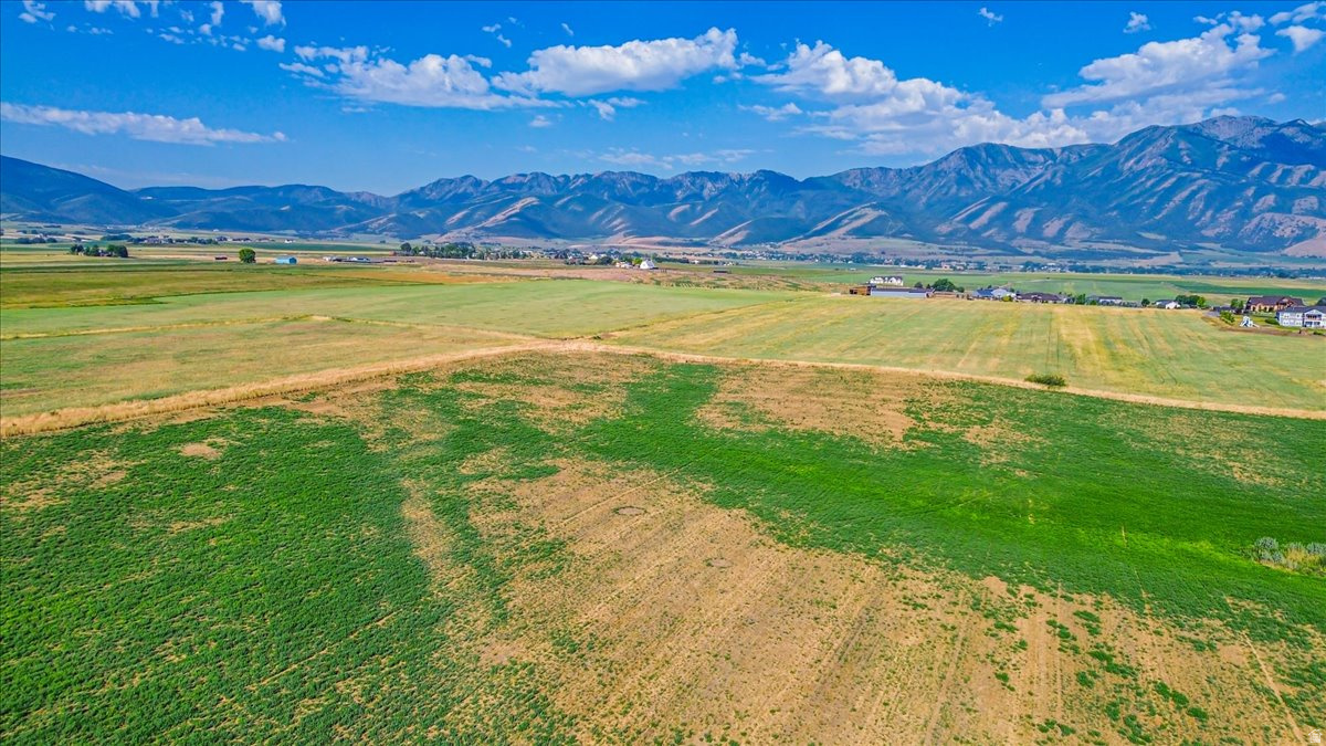 SKYLINE MEADOWS - Land