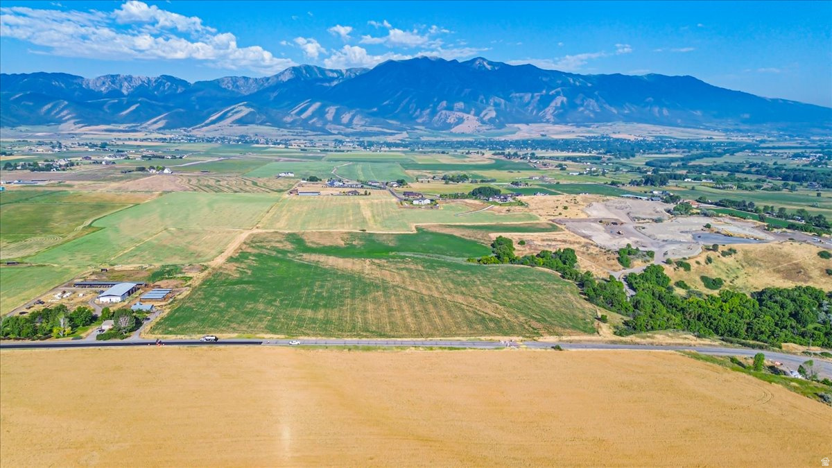 SKYLINE MEADOWS - Land