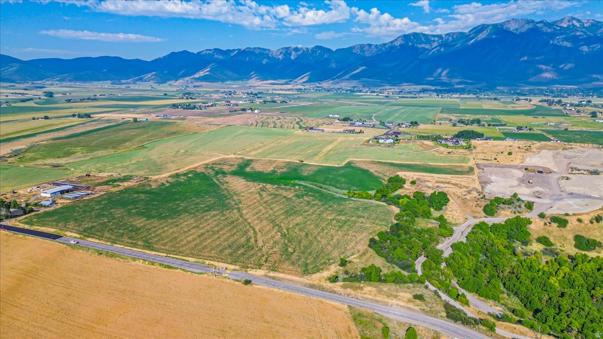 SKYLINE MEADOWS - Land