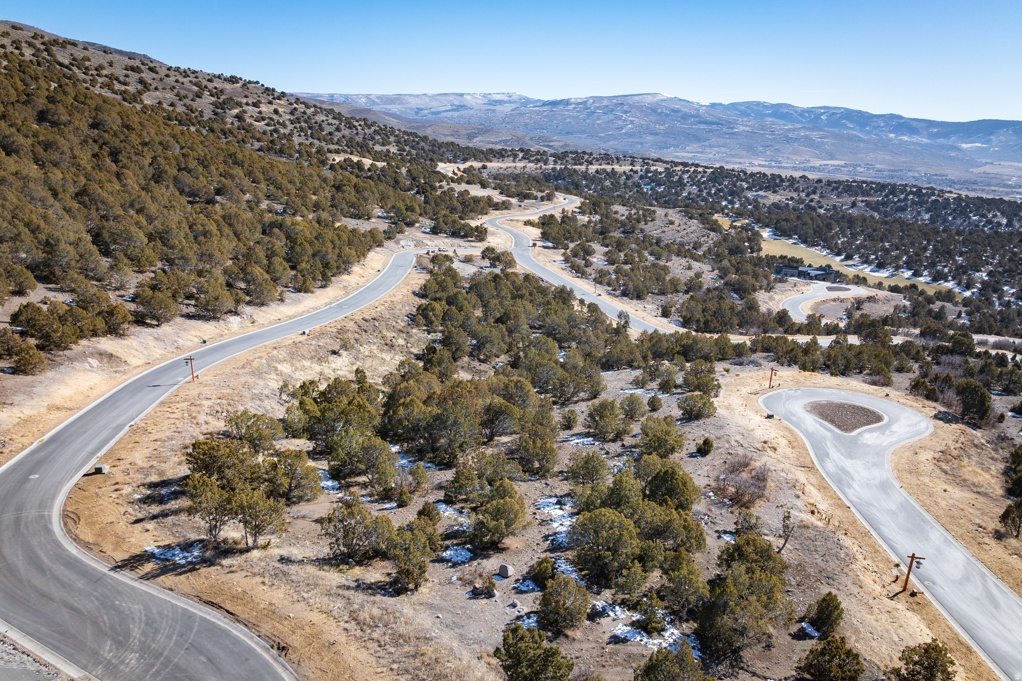 RED LEDGES - Land