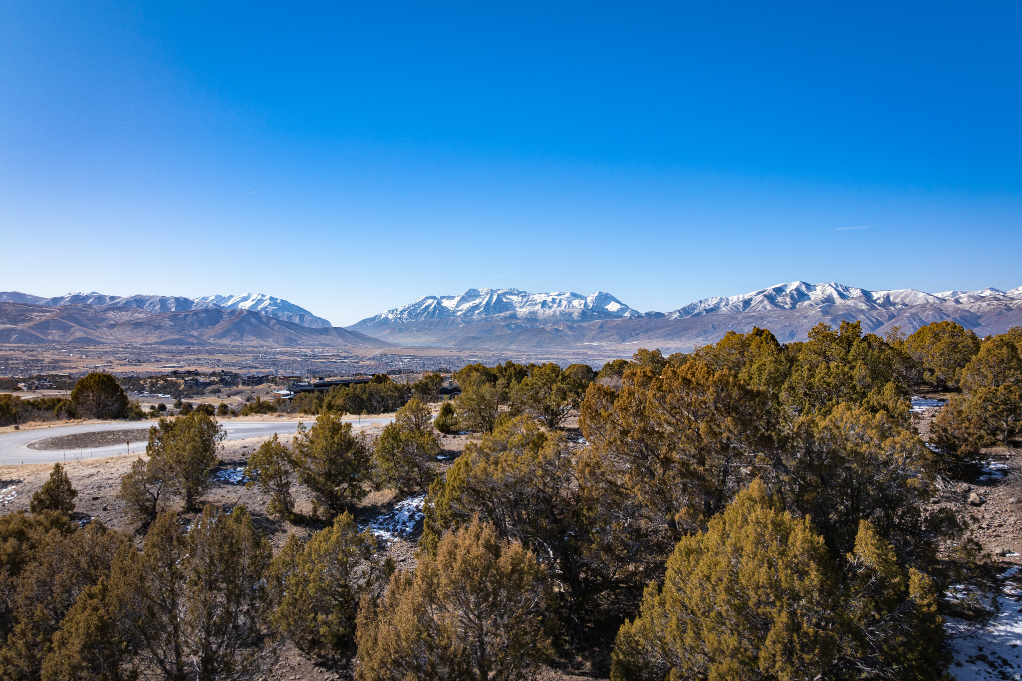 RED LEDGES - Land