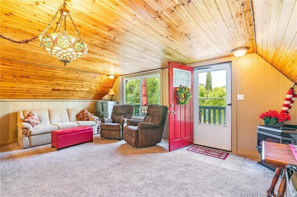 PINE MOUNTAIN #1 SUBDIVISION - Residential