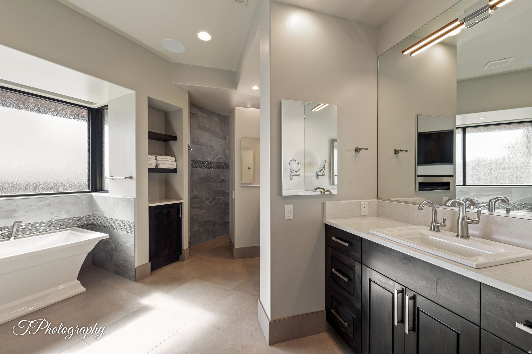 VISTAS AT ENTRADA PH 4 - Residential