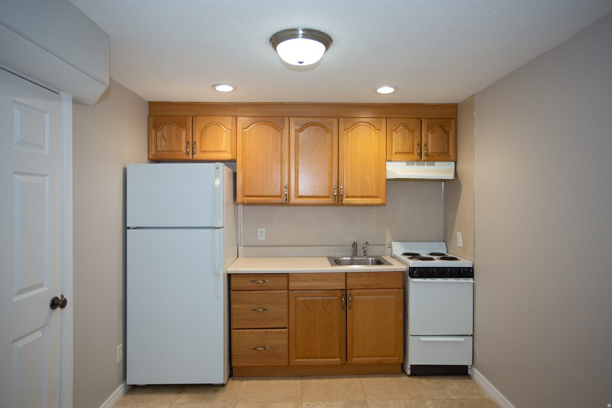 HORIZON CIR - Residential