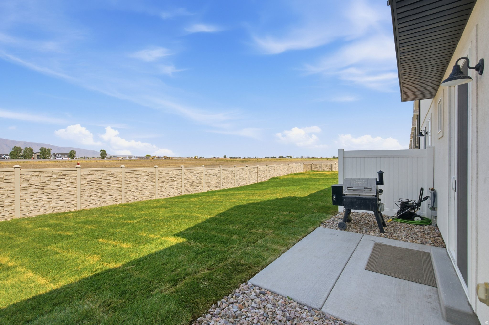 SUMMER SPRINGS - Residential