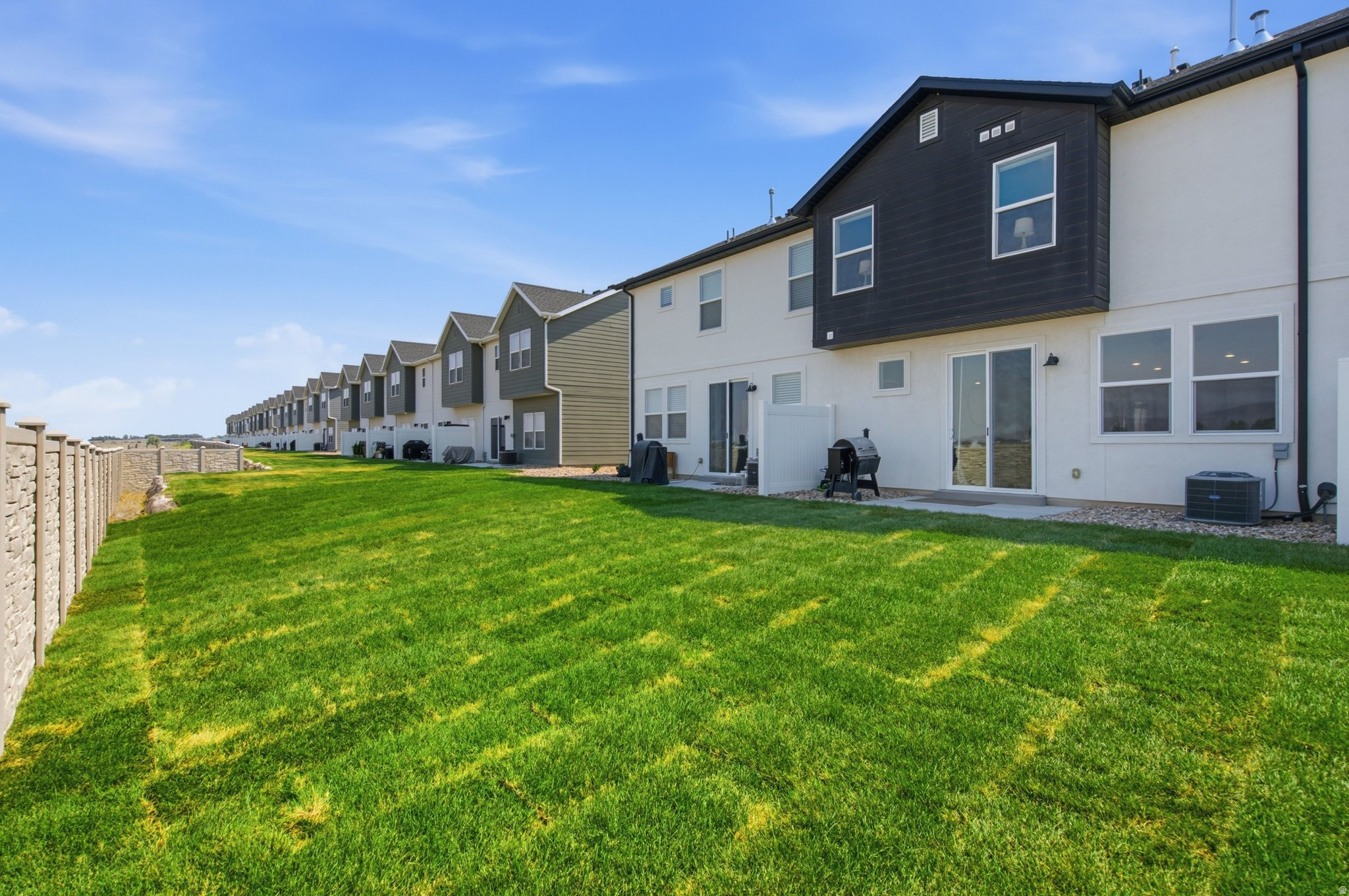 SUMMER SPRINGS - Residential