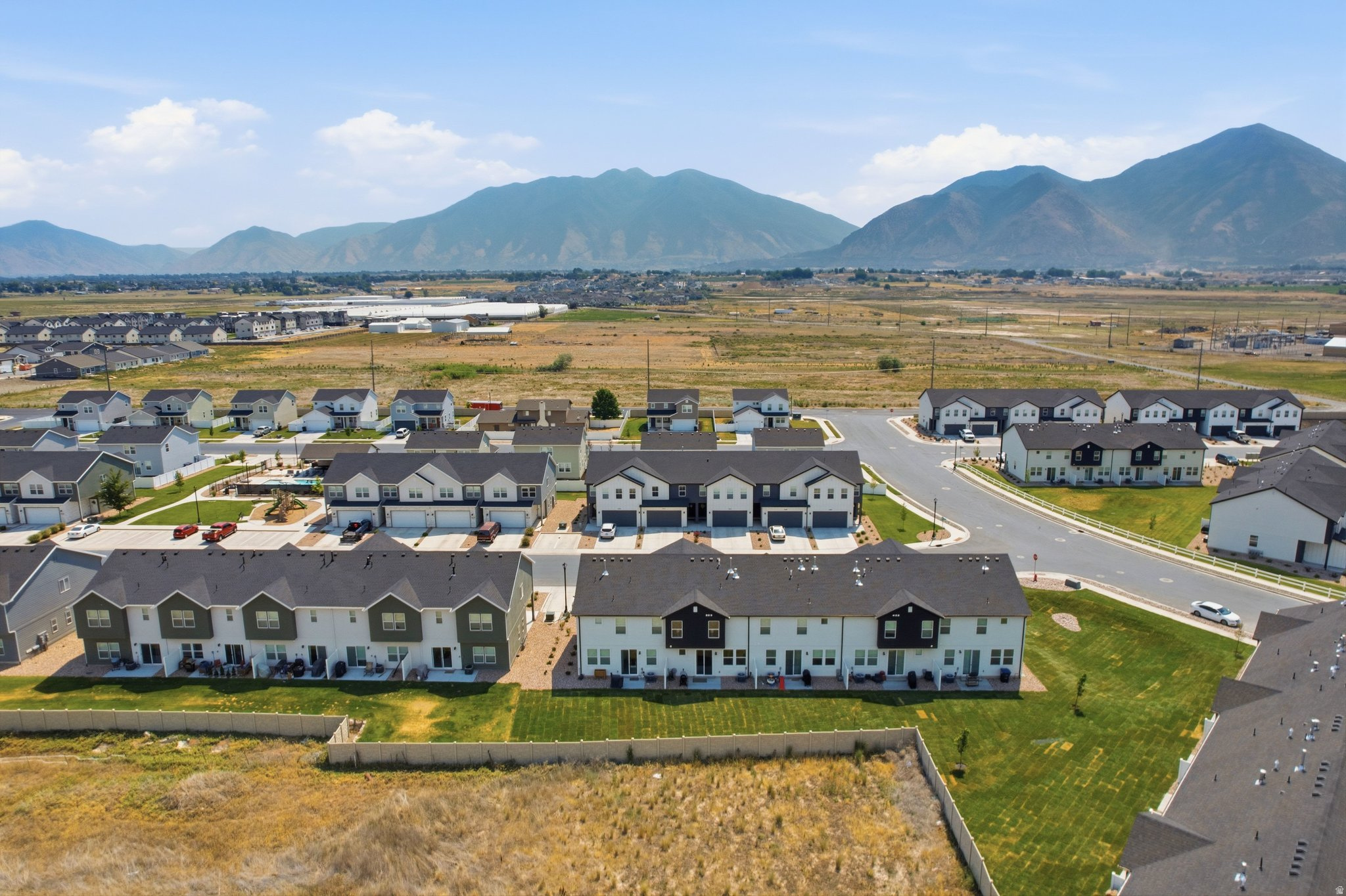 SUMMER SPRINGS - Residential