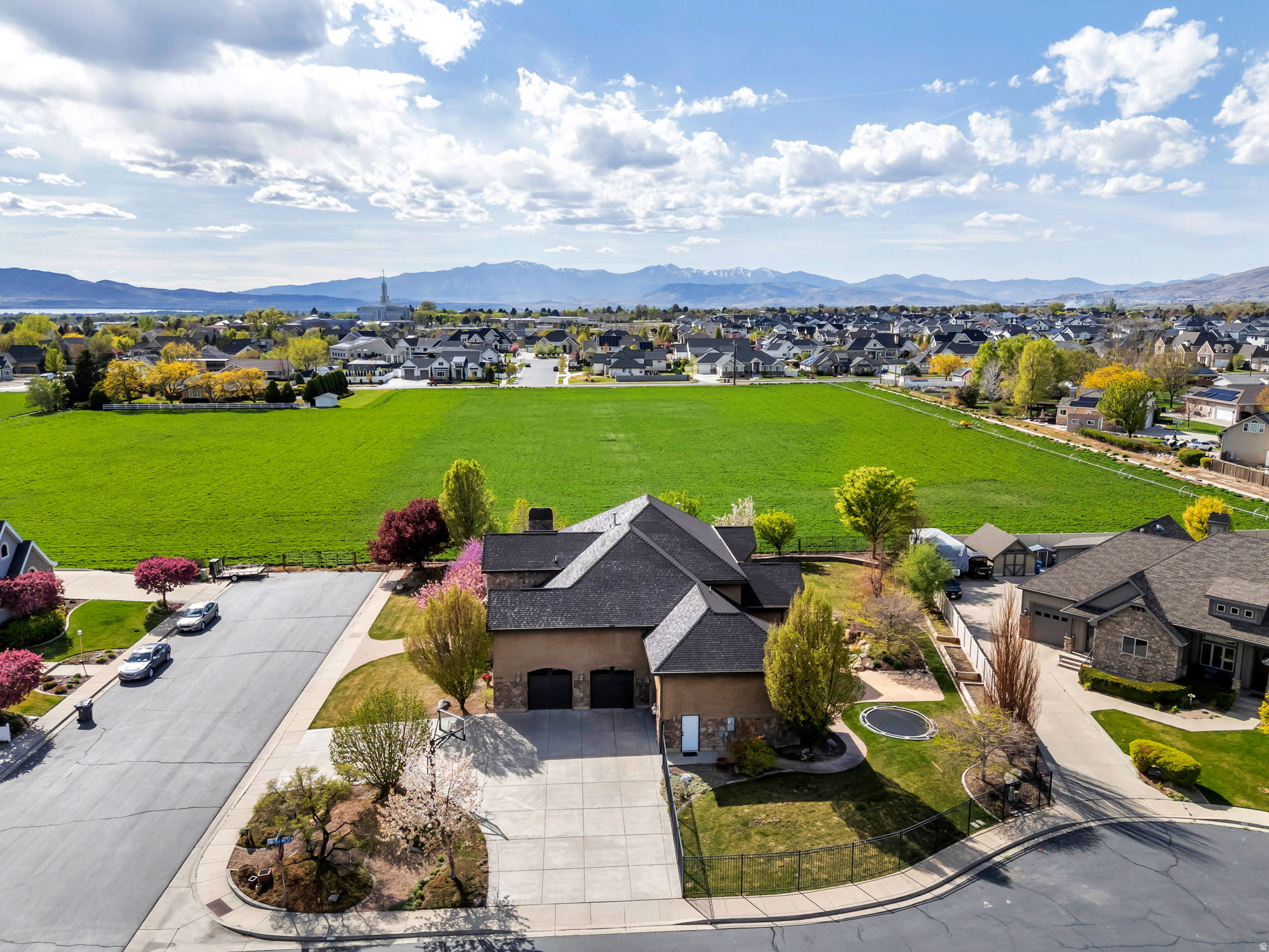 BRYTON ESTATES - Residential