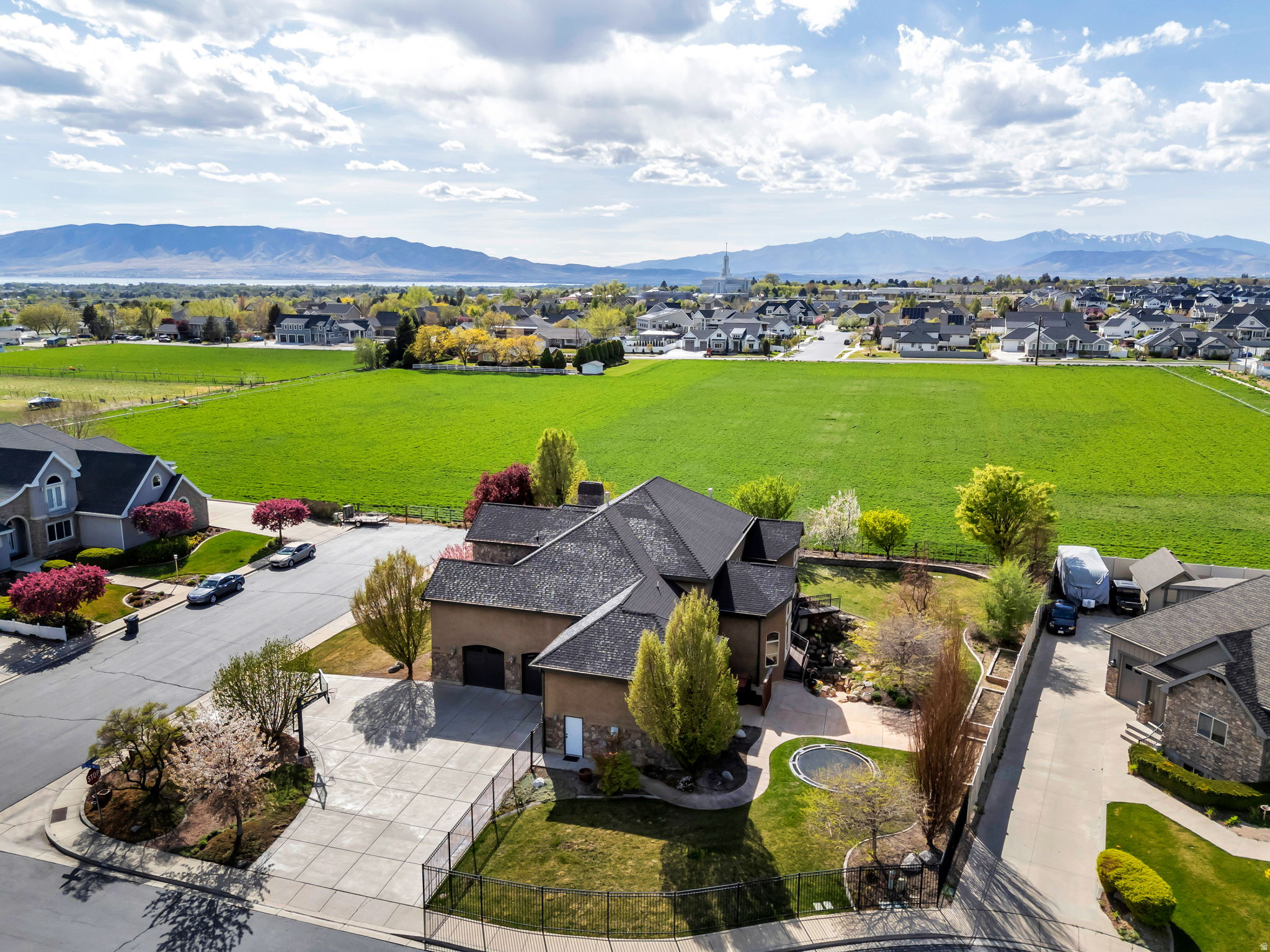 BRYTON ESTATES - Residential