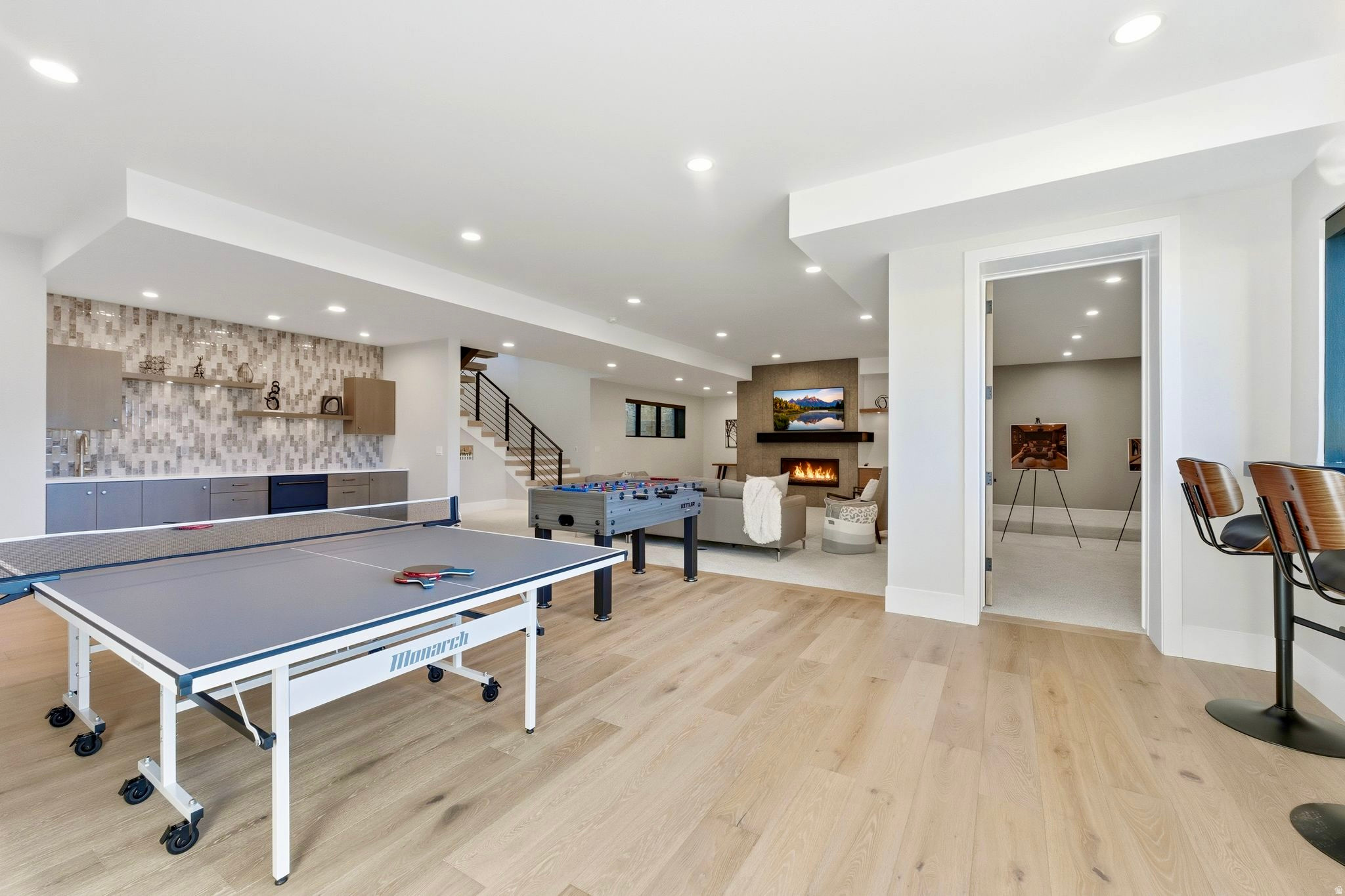 HIDEOUT CANYON - Residential