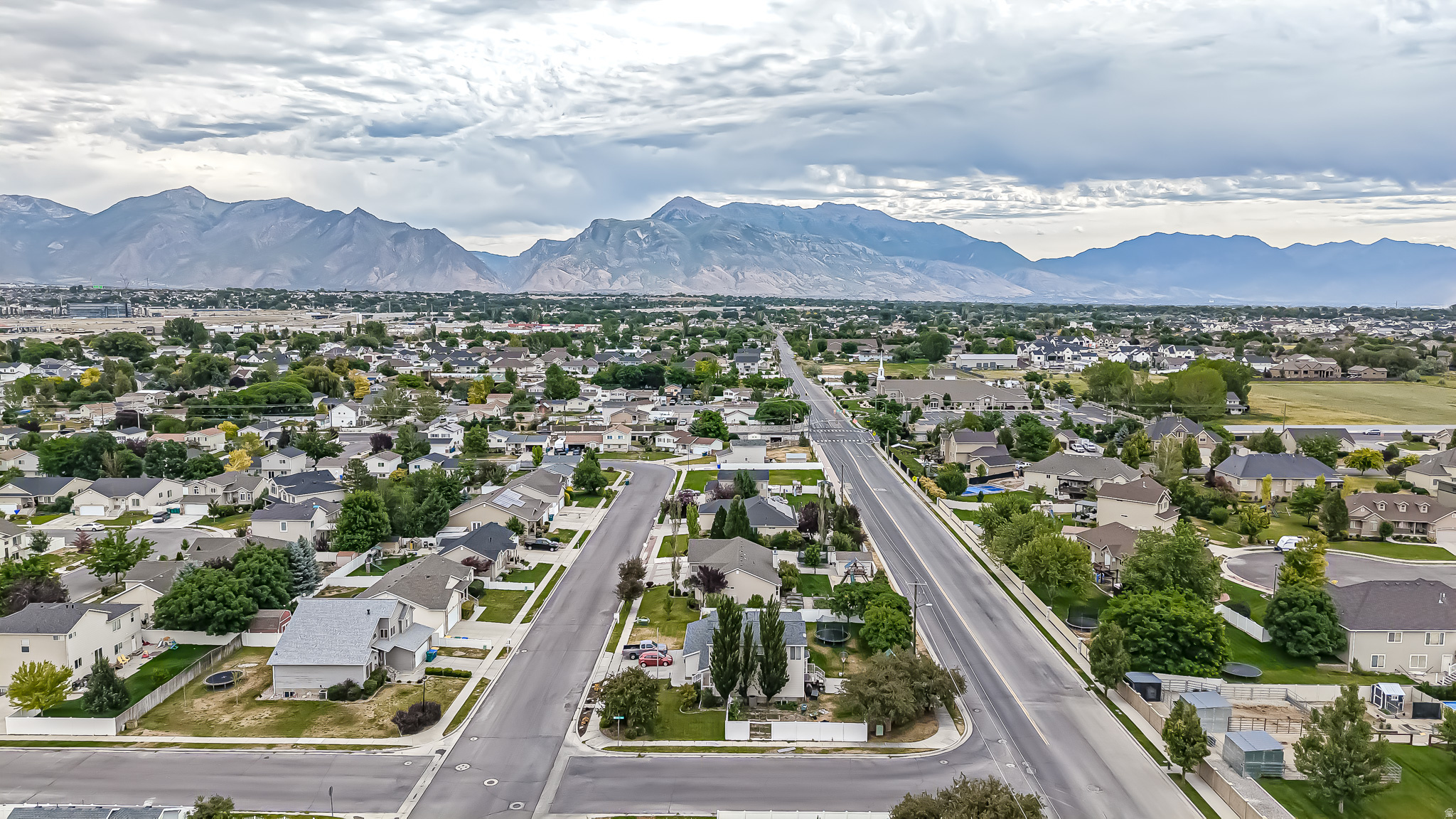 PARKSIDE ESTATES - Residential