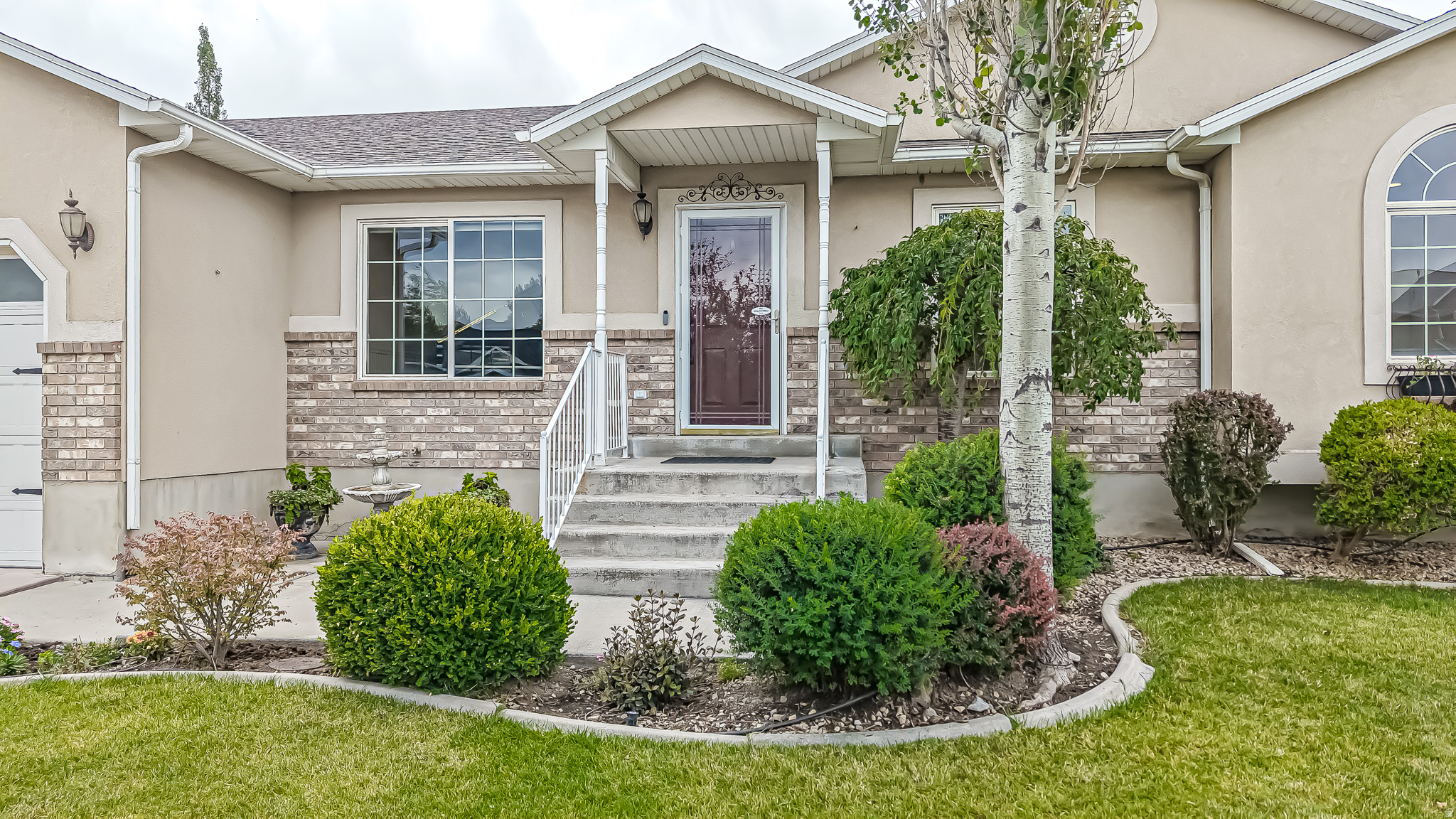 PARKSIDE ESTATES - Residential
