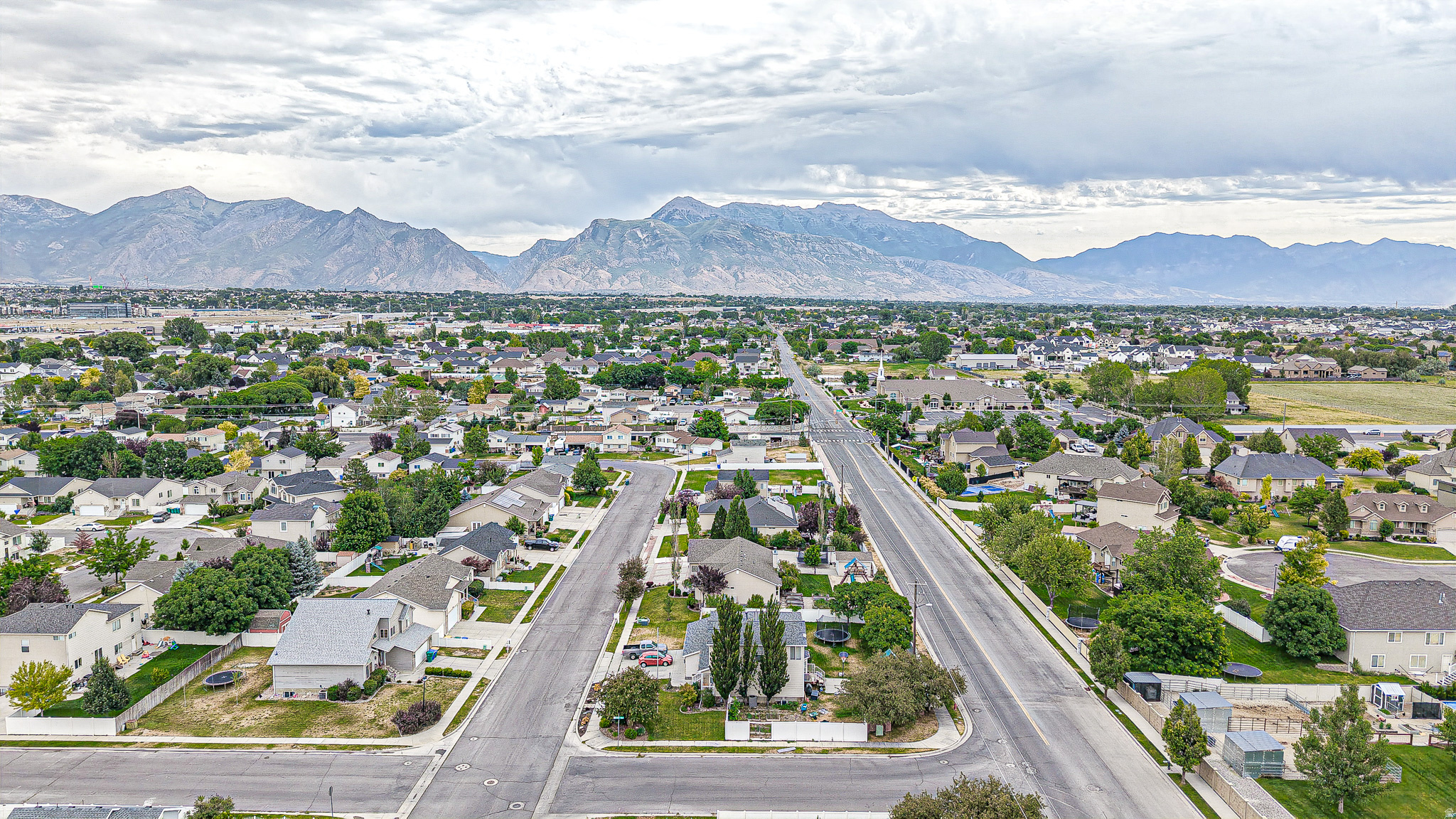 PARKSIDE ESTATES - Residential
