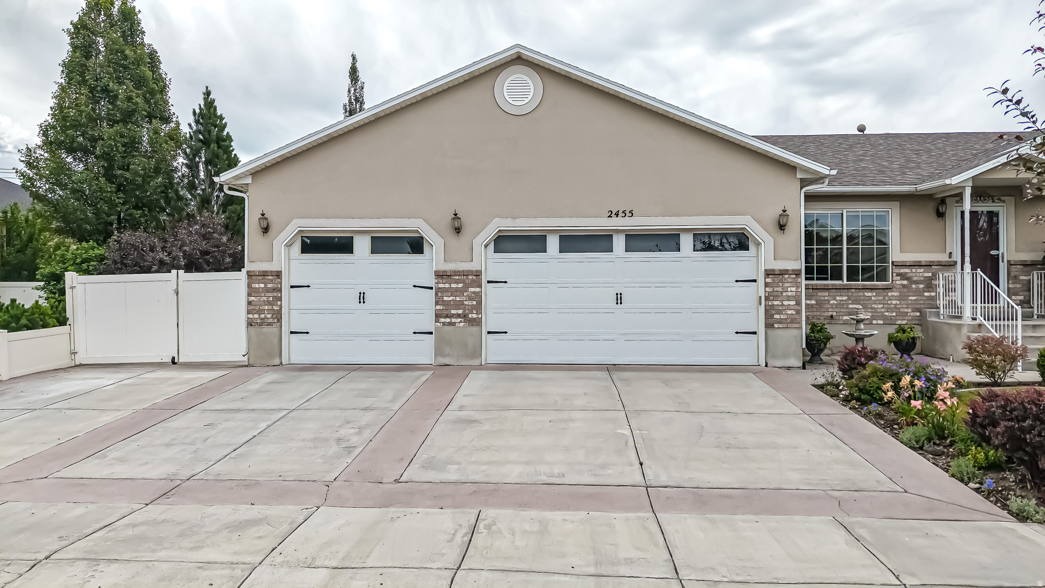 PARKSIDE ESTATES - Residential