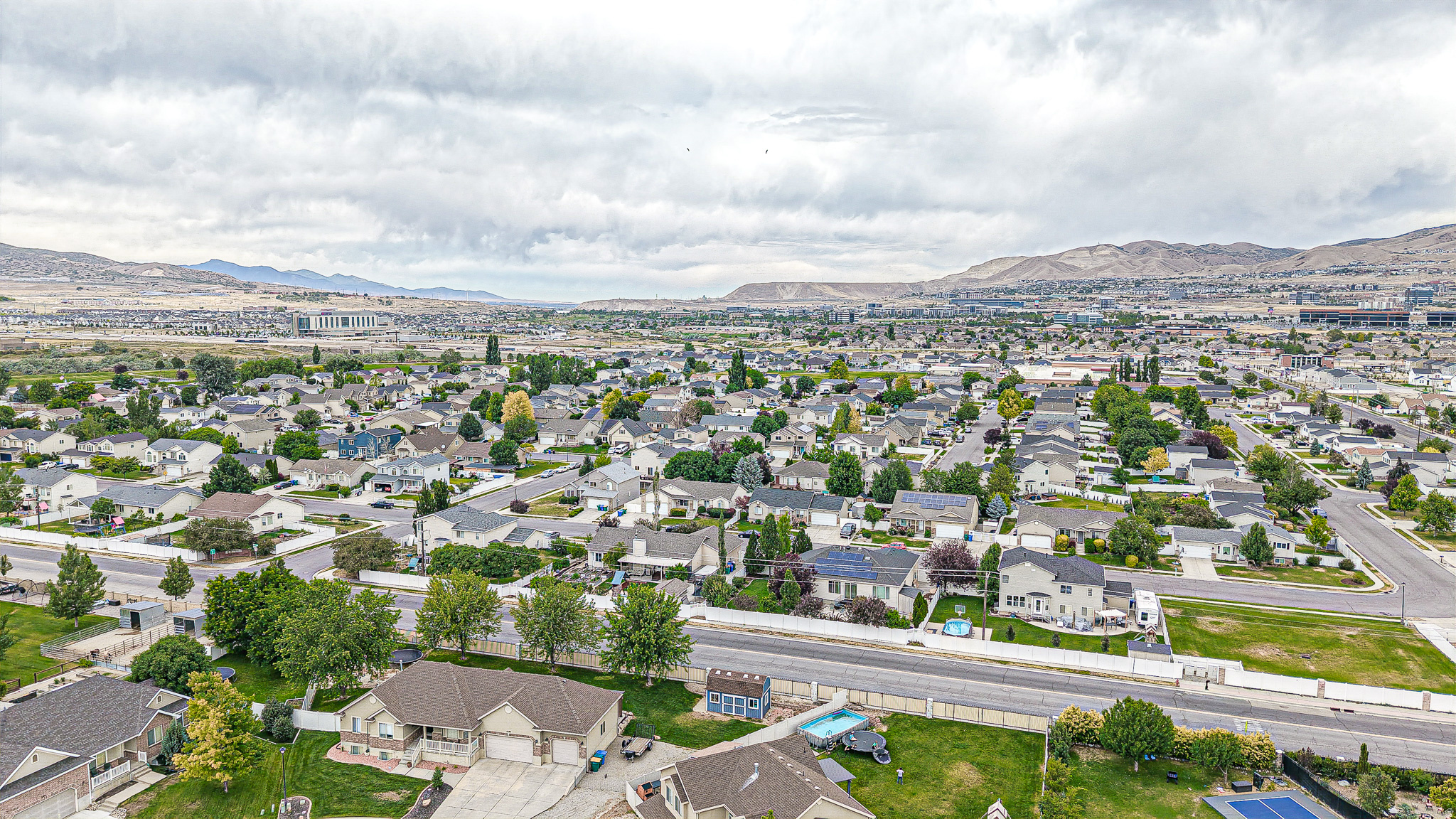 PARKSIDE ESTATES - Residential