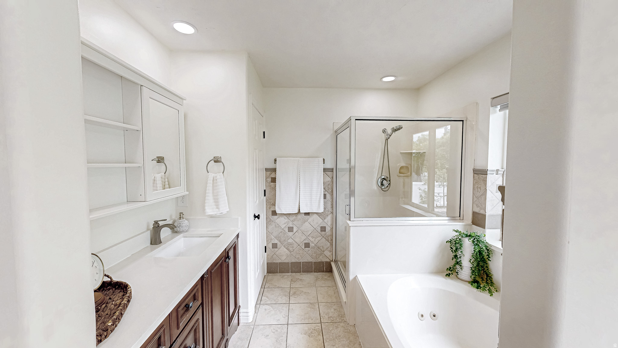 PARKSIDE ESTATES - Residential