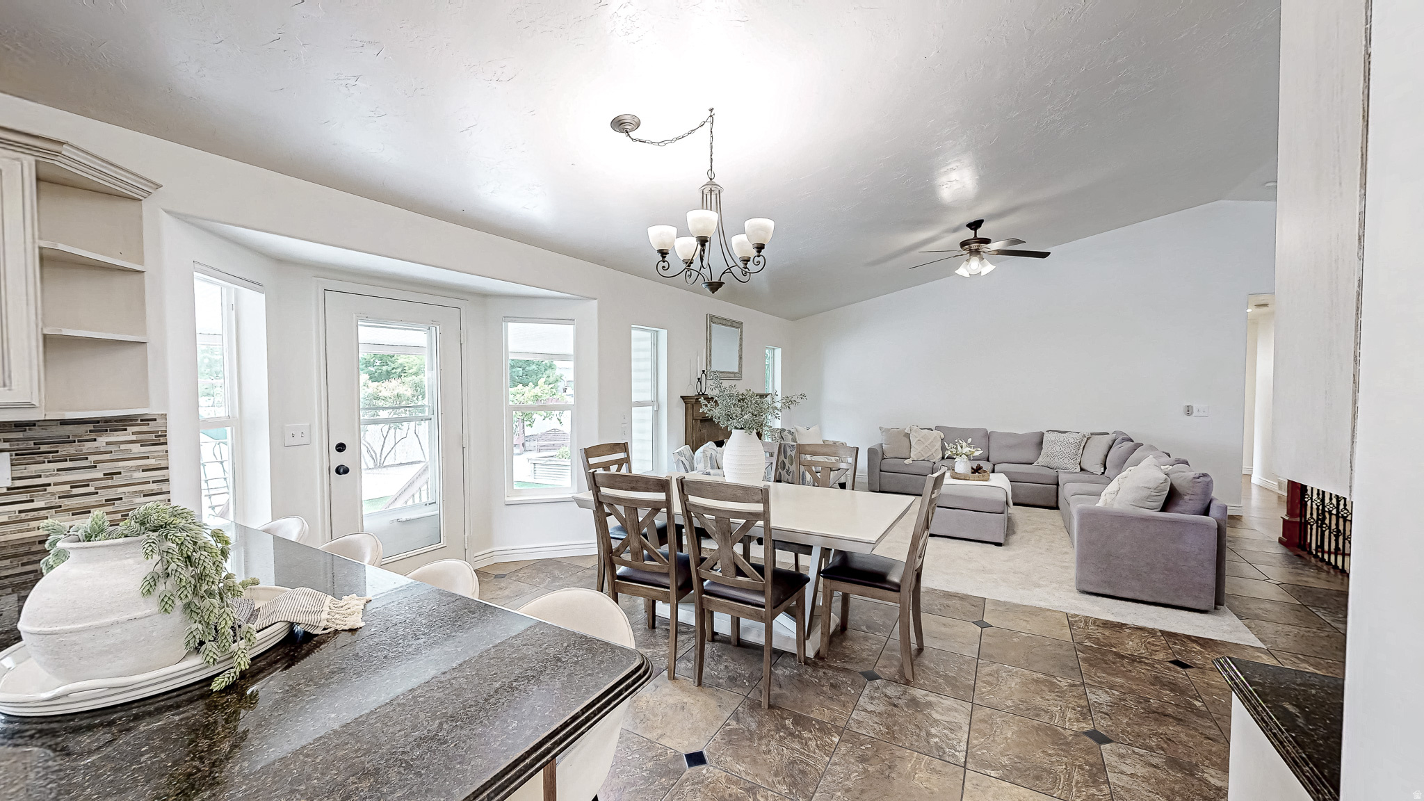 PARKSIDE ESTATES - Residential
