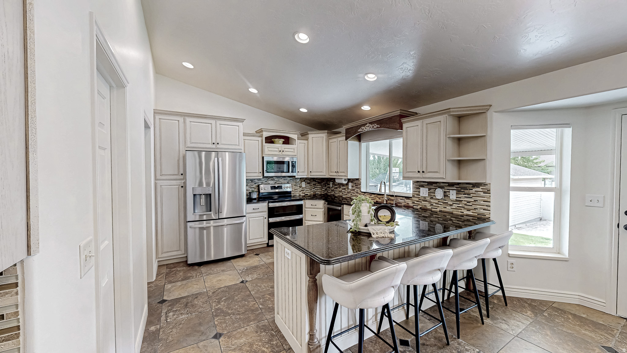 PARKSIDE ESTATES - Residential