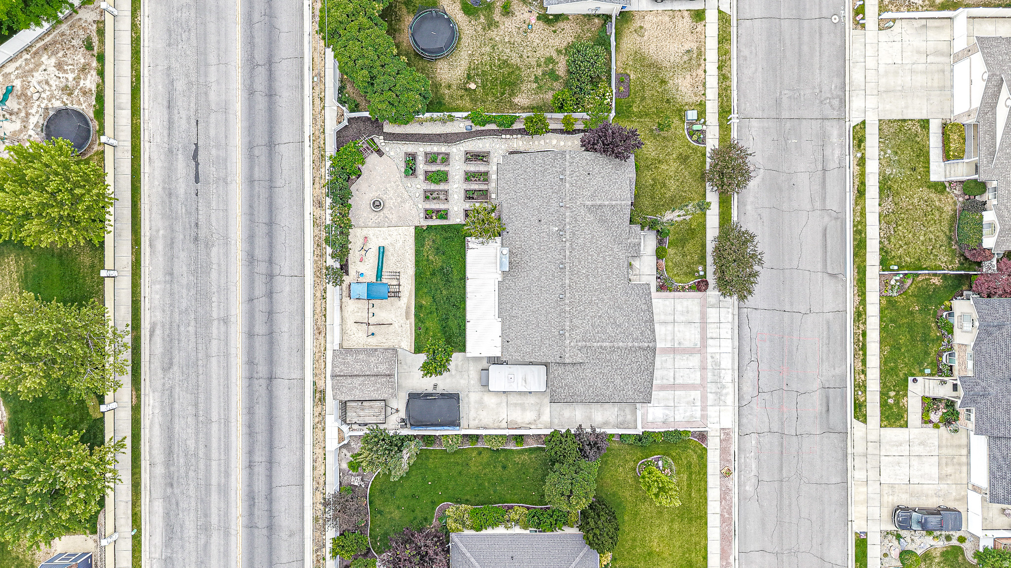 PARKSIDE ESTATES - Residential