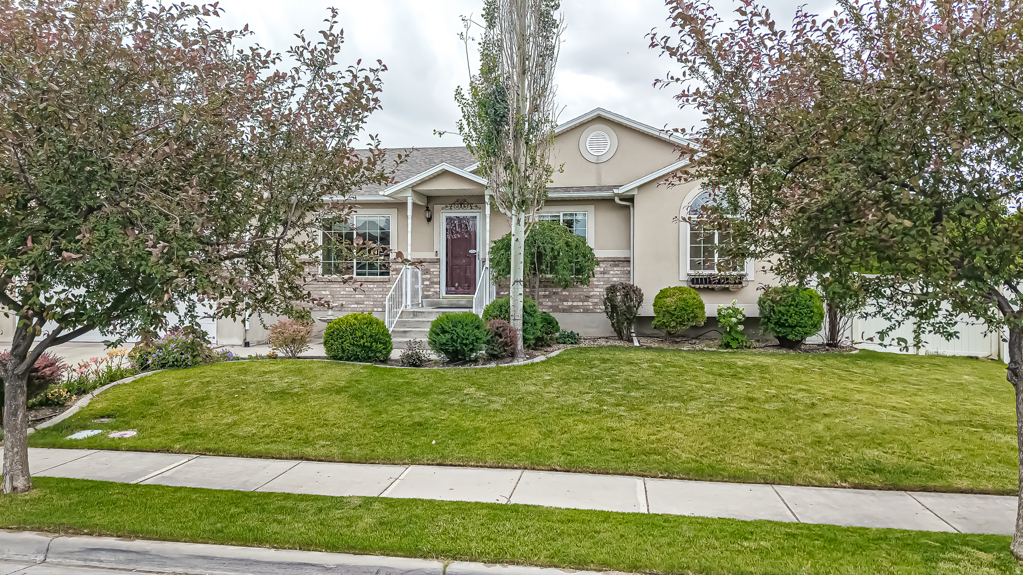 PARKSIDE ESTATES - Residential