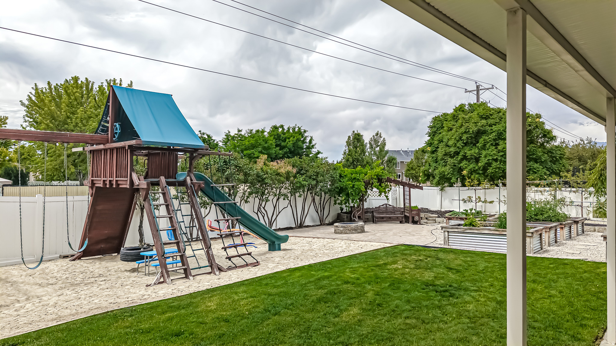PARKSIDE ESTATES - Residential
