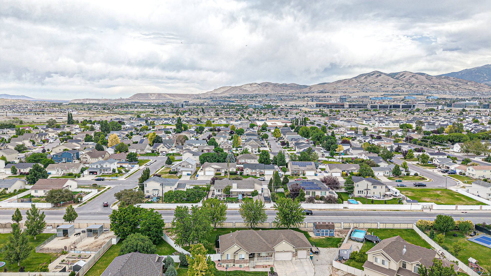 PARKSIDE ESTATES - Residential