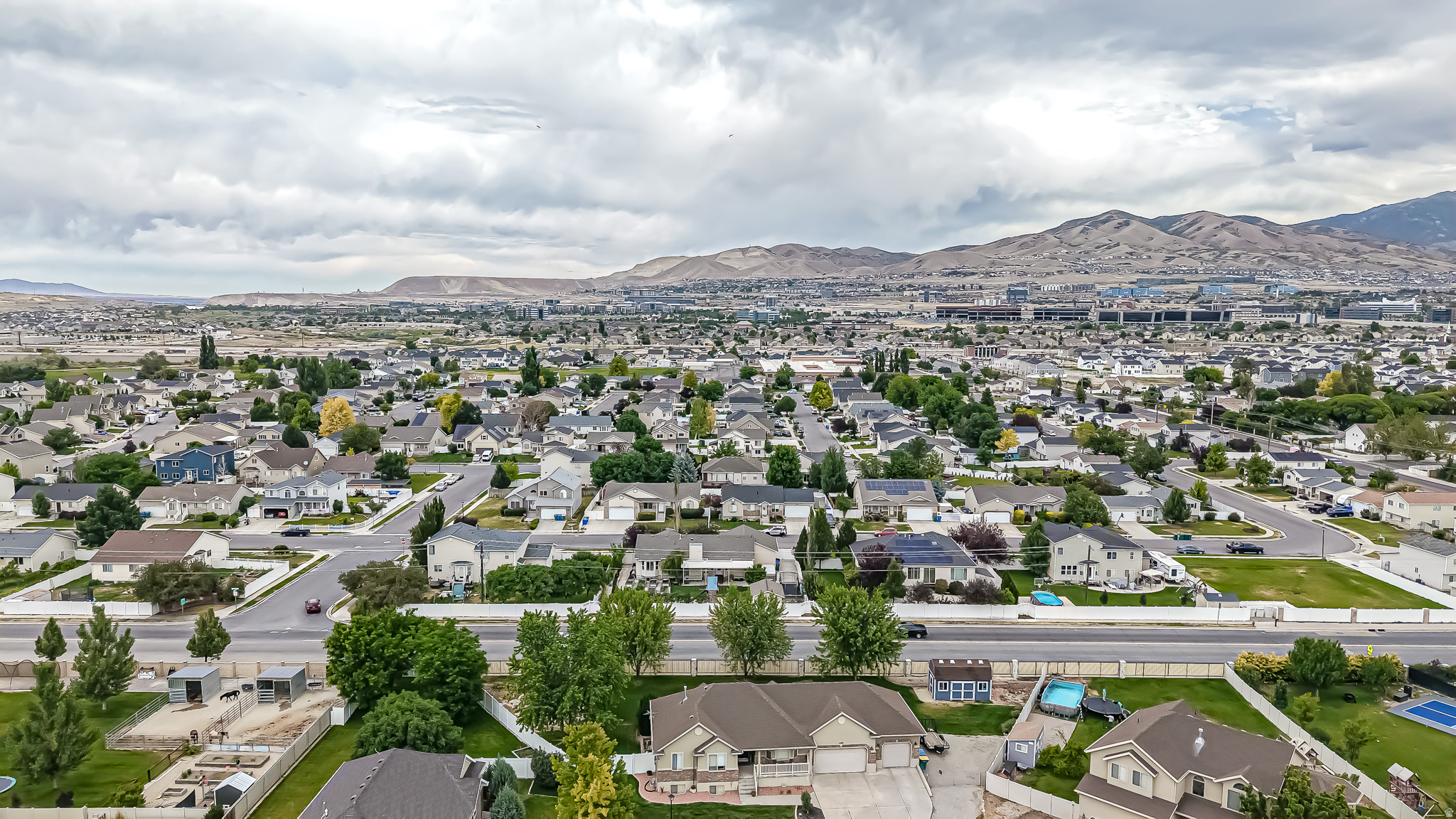 PARKSIDE ESTATES - Residential