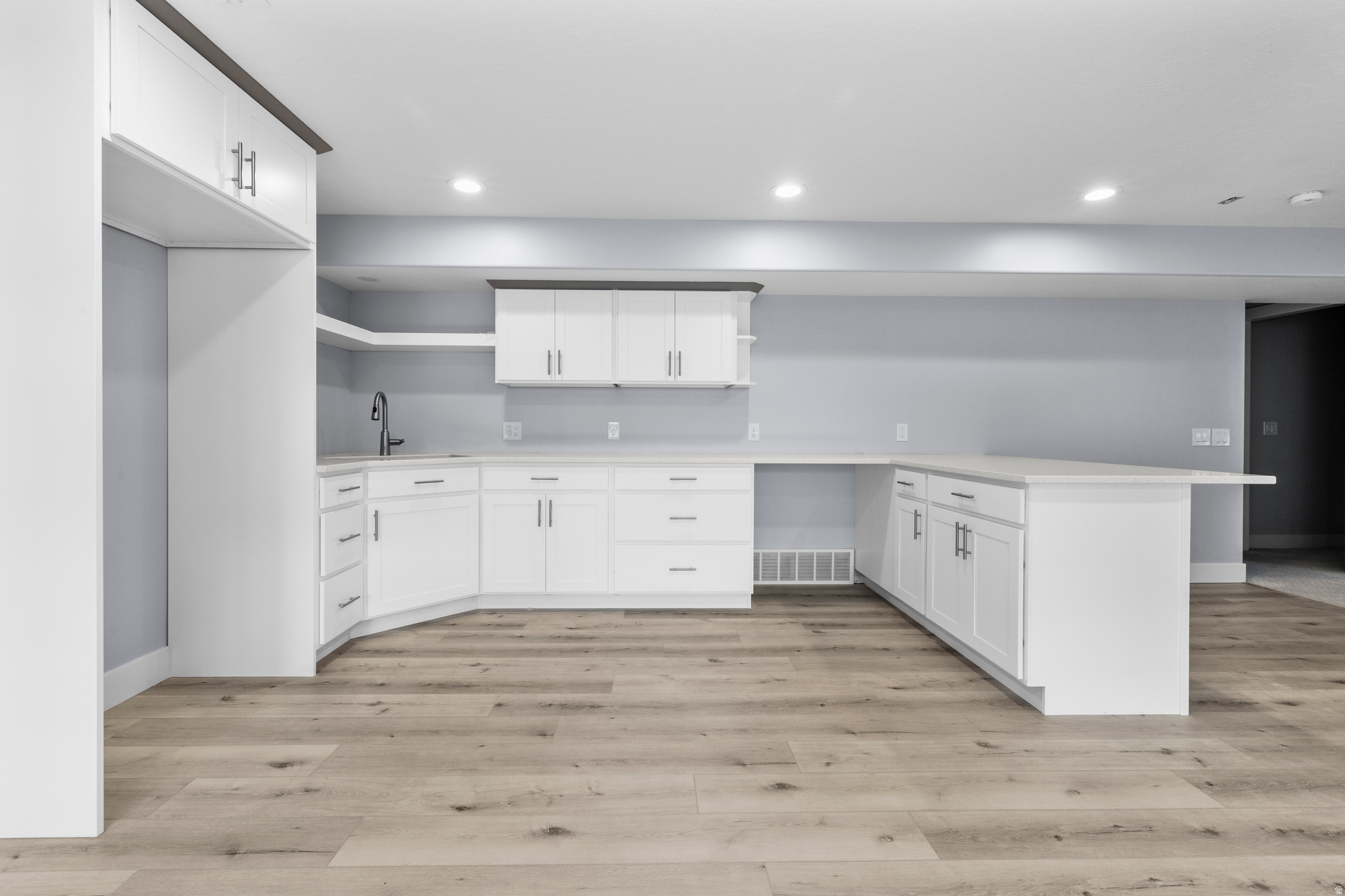 HALLS CROSSING - Residential