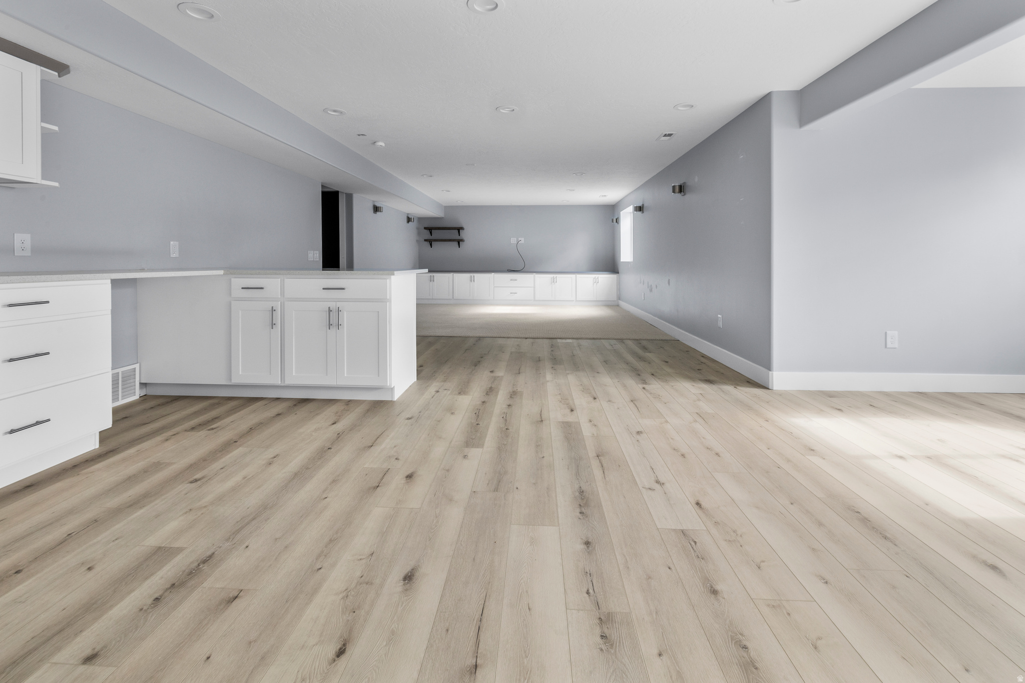 HALLS CROSSING - Residential