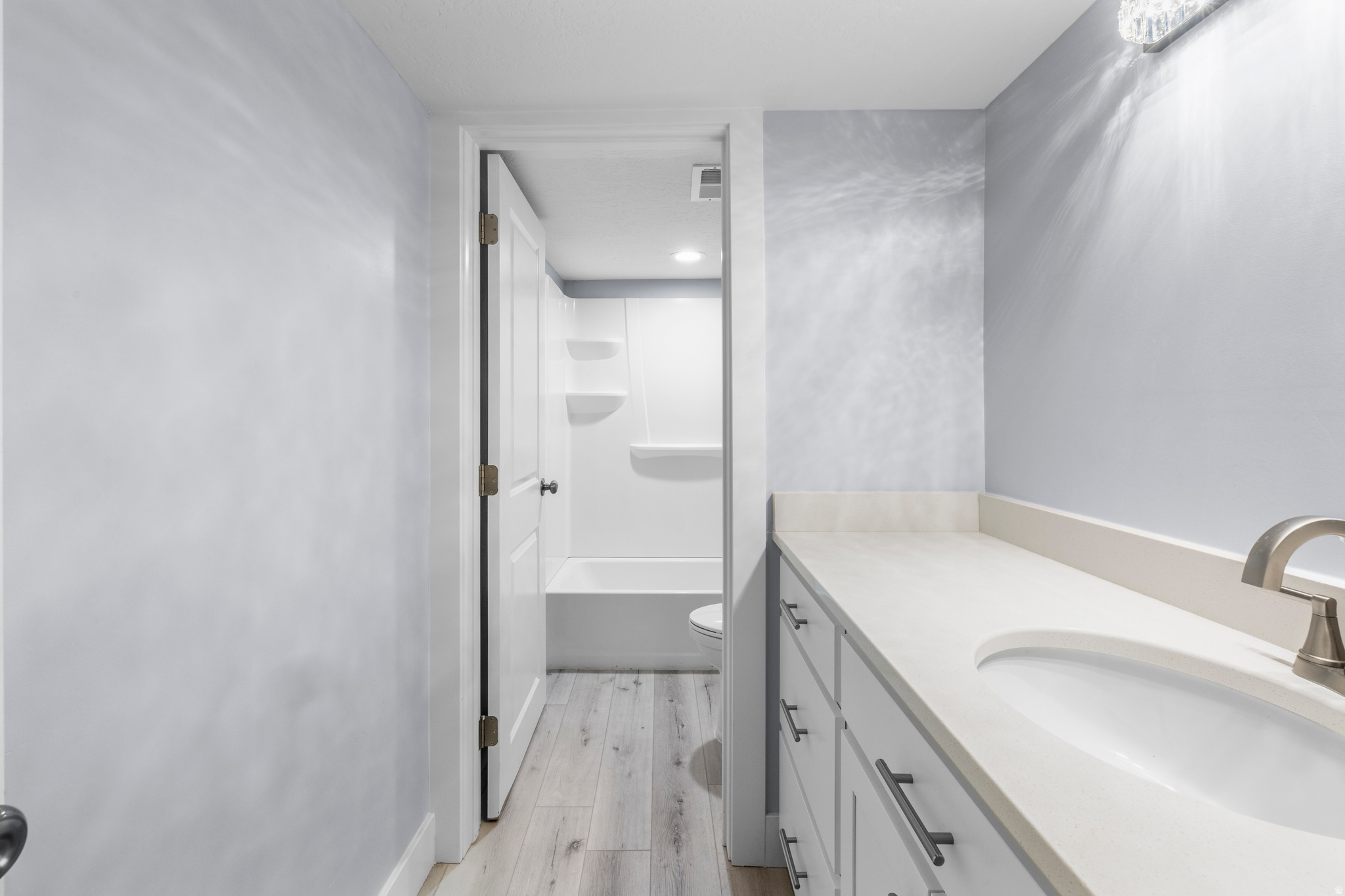 HALLS CROSSING - Residential