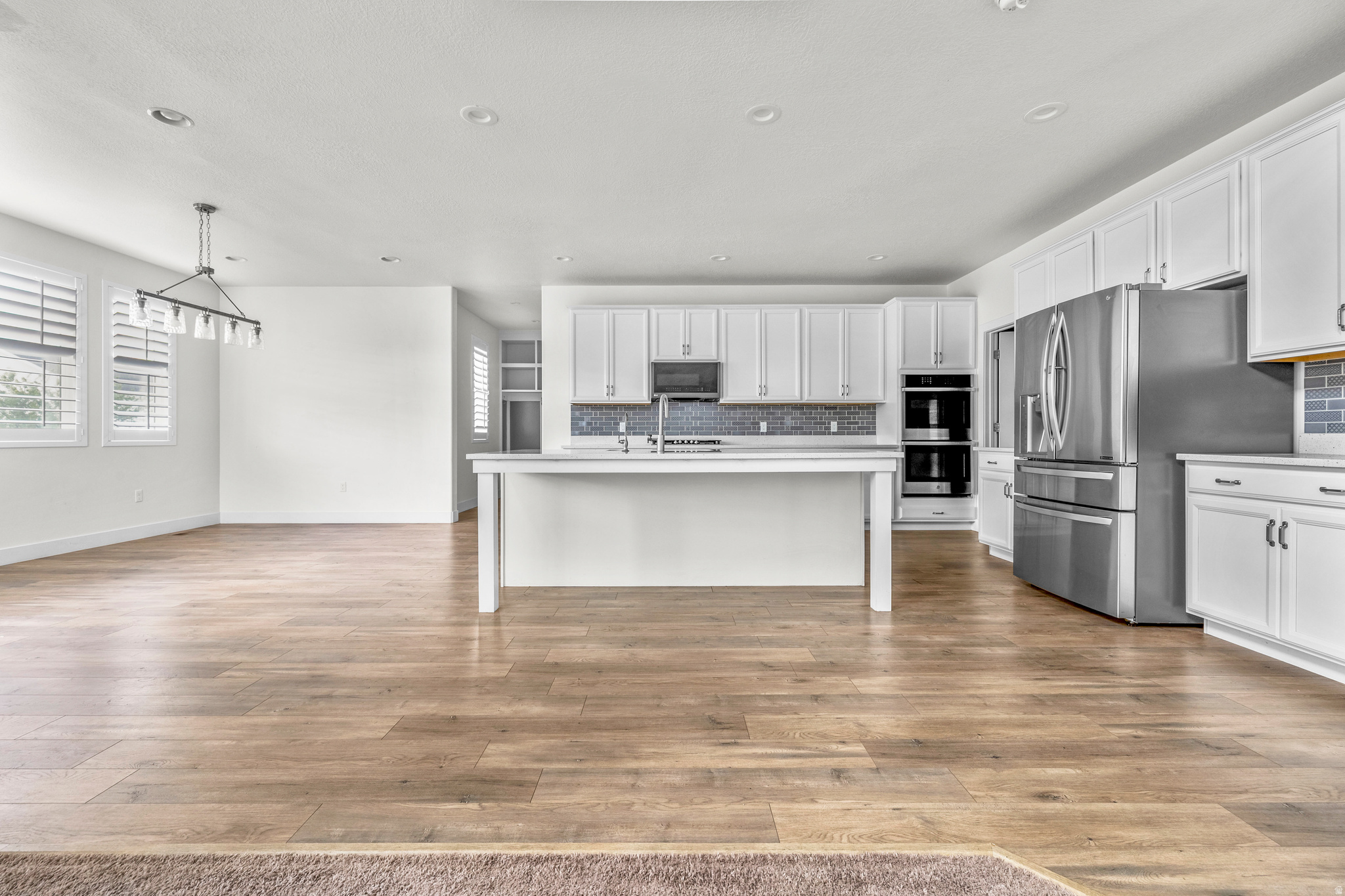 HALLS CROSSING - Residential