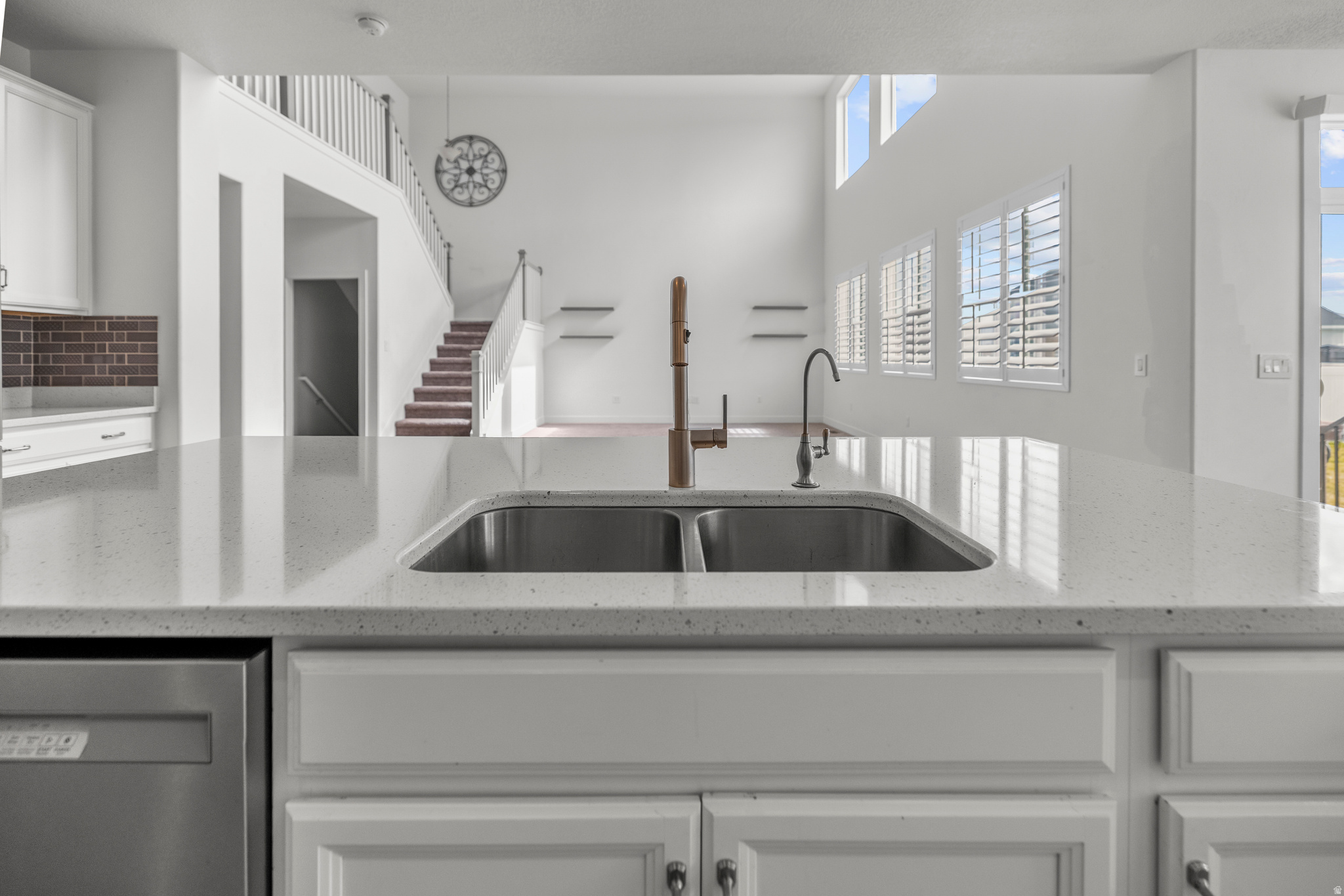 HALLS CROSSING - Residential
