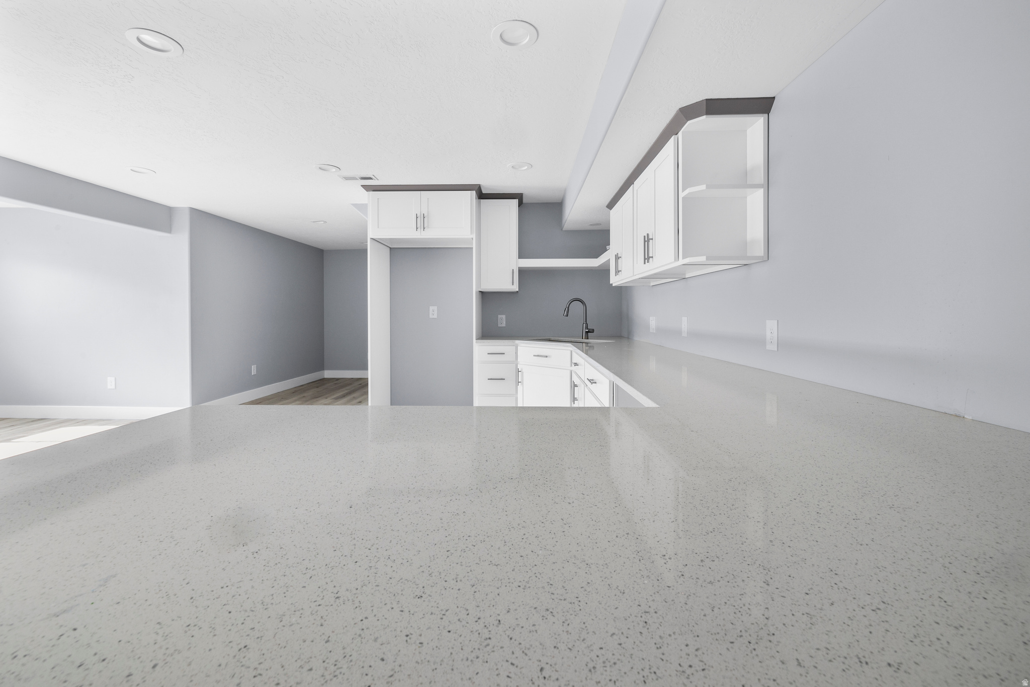 HALLS CROSSING - Residential