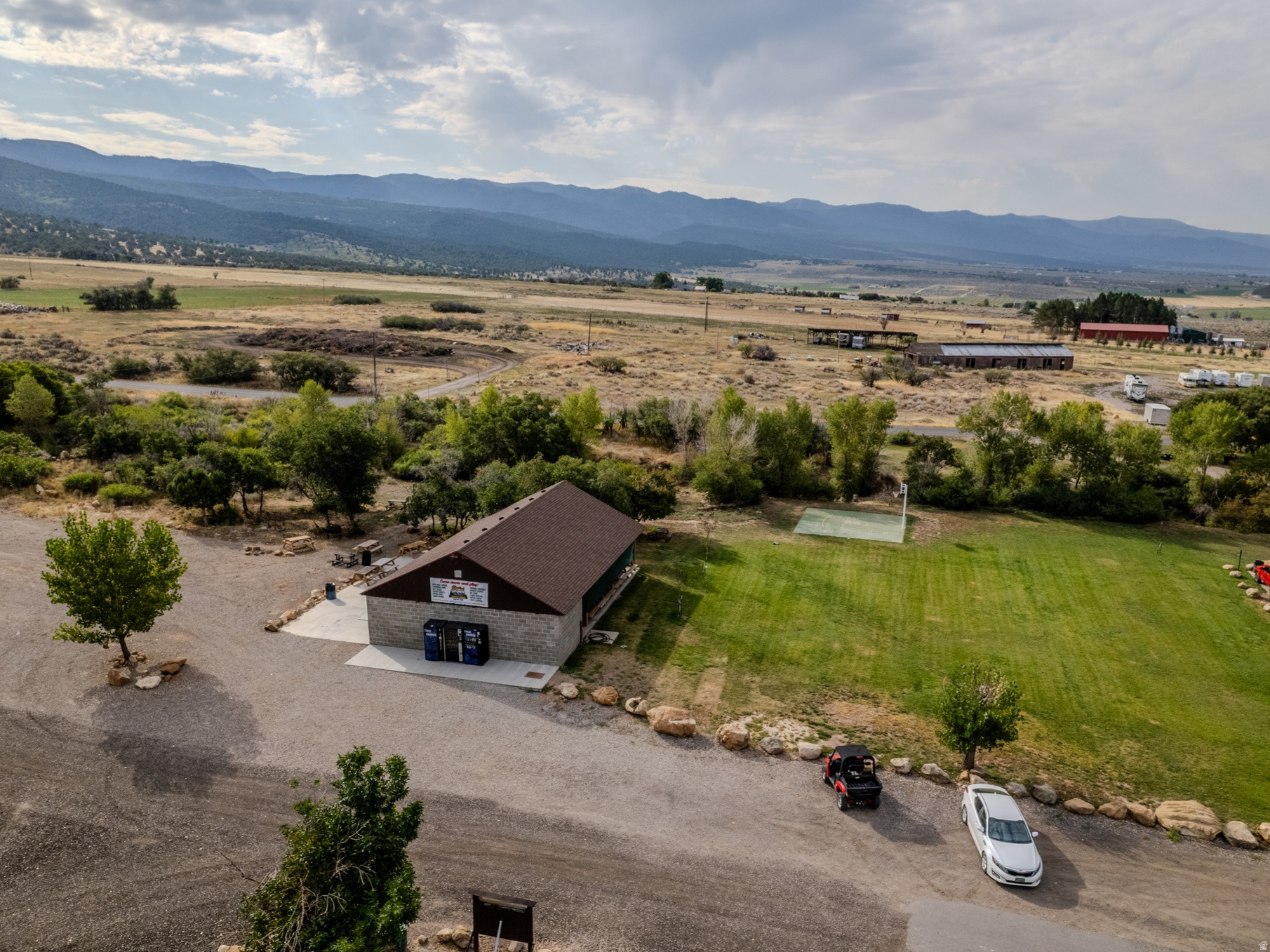SKYLINE MOUNTAIN RESORT - Land