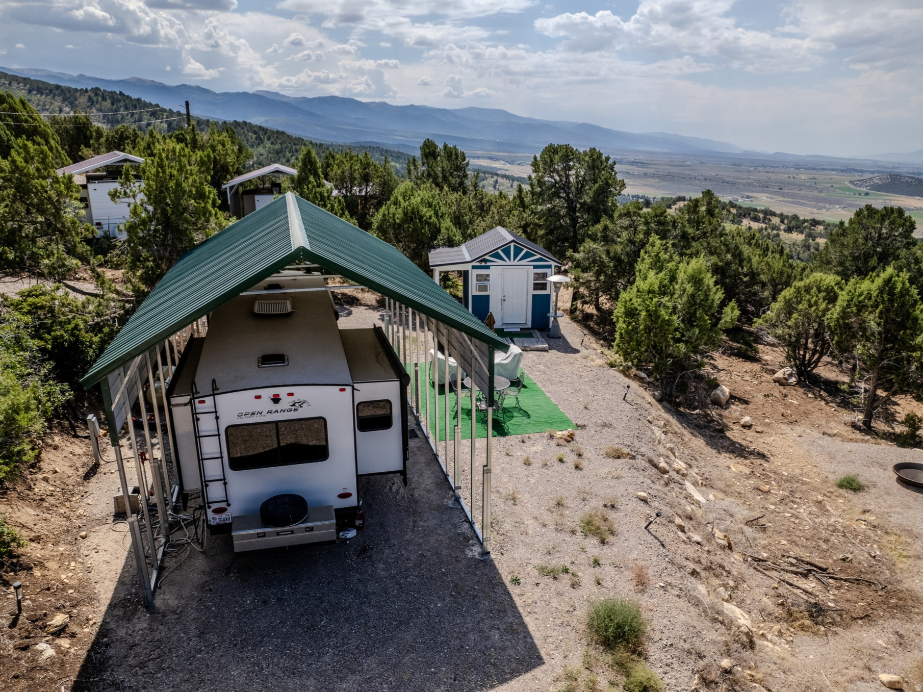 SKYLINE MOUNTAIN RESORT - Land