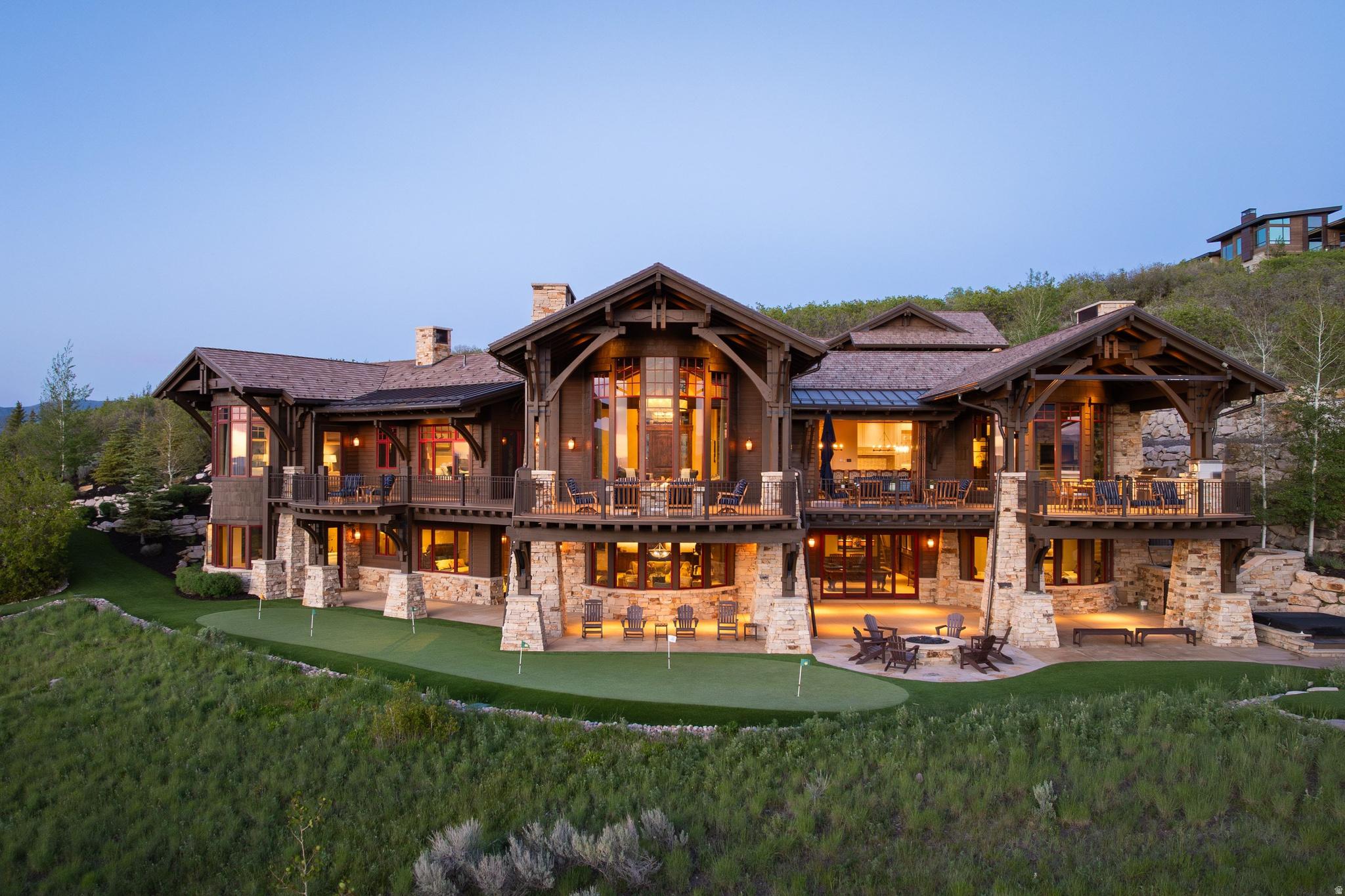 TUHAYE TWIN PEAKS - Residential