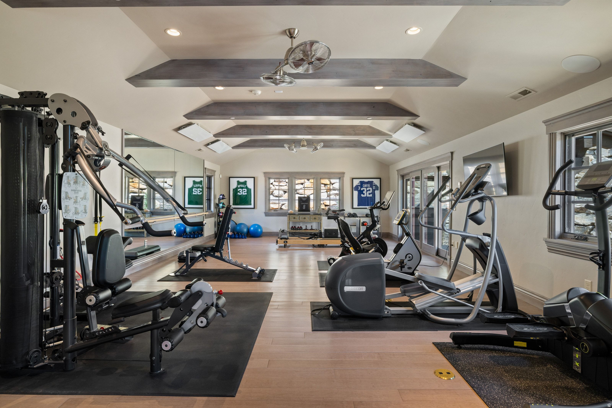 TUHAYE TWIN PEAKS - Residential