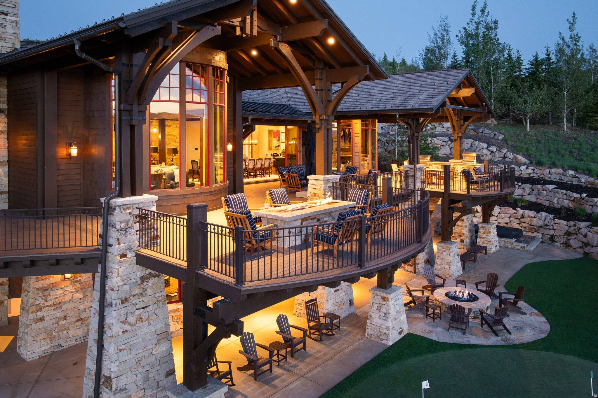 TUHAYE TWIN PEAKS - Residential