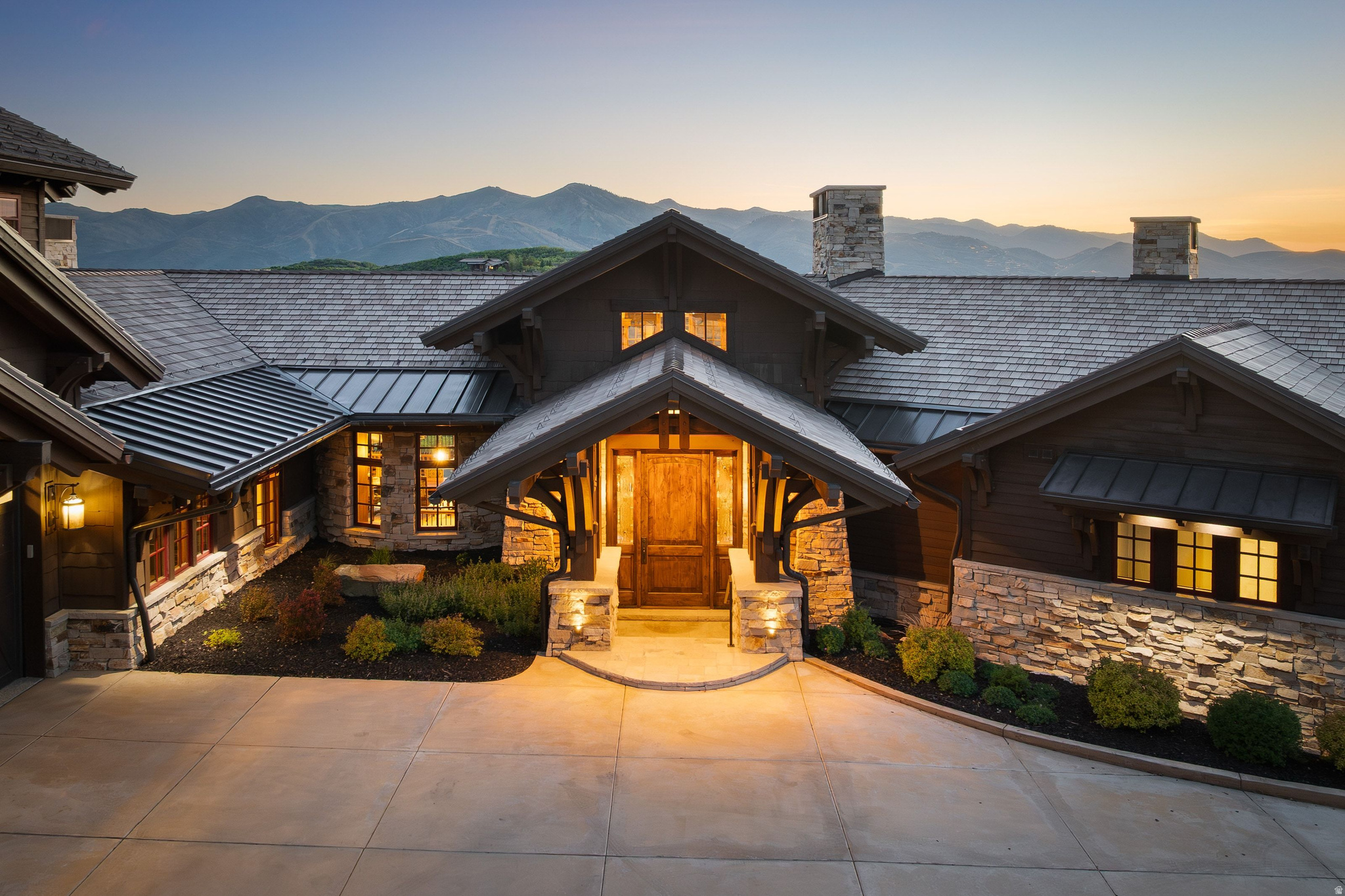 TUHAYE TWIN PEAKS - Residential