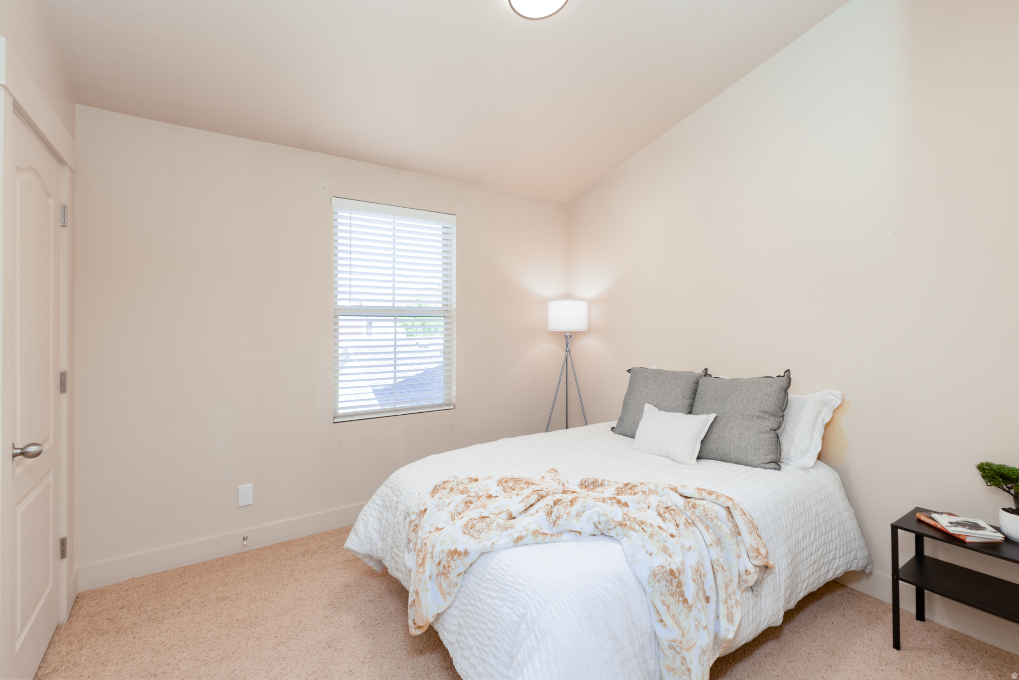 DAYBREAK - Residential