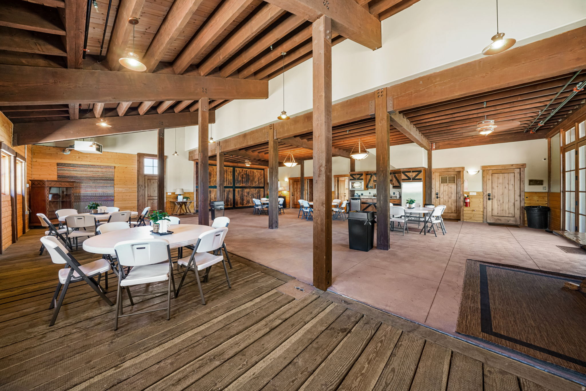 WOLF CREEK RANCH - Residential
