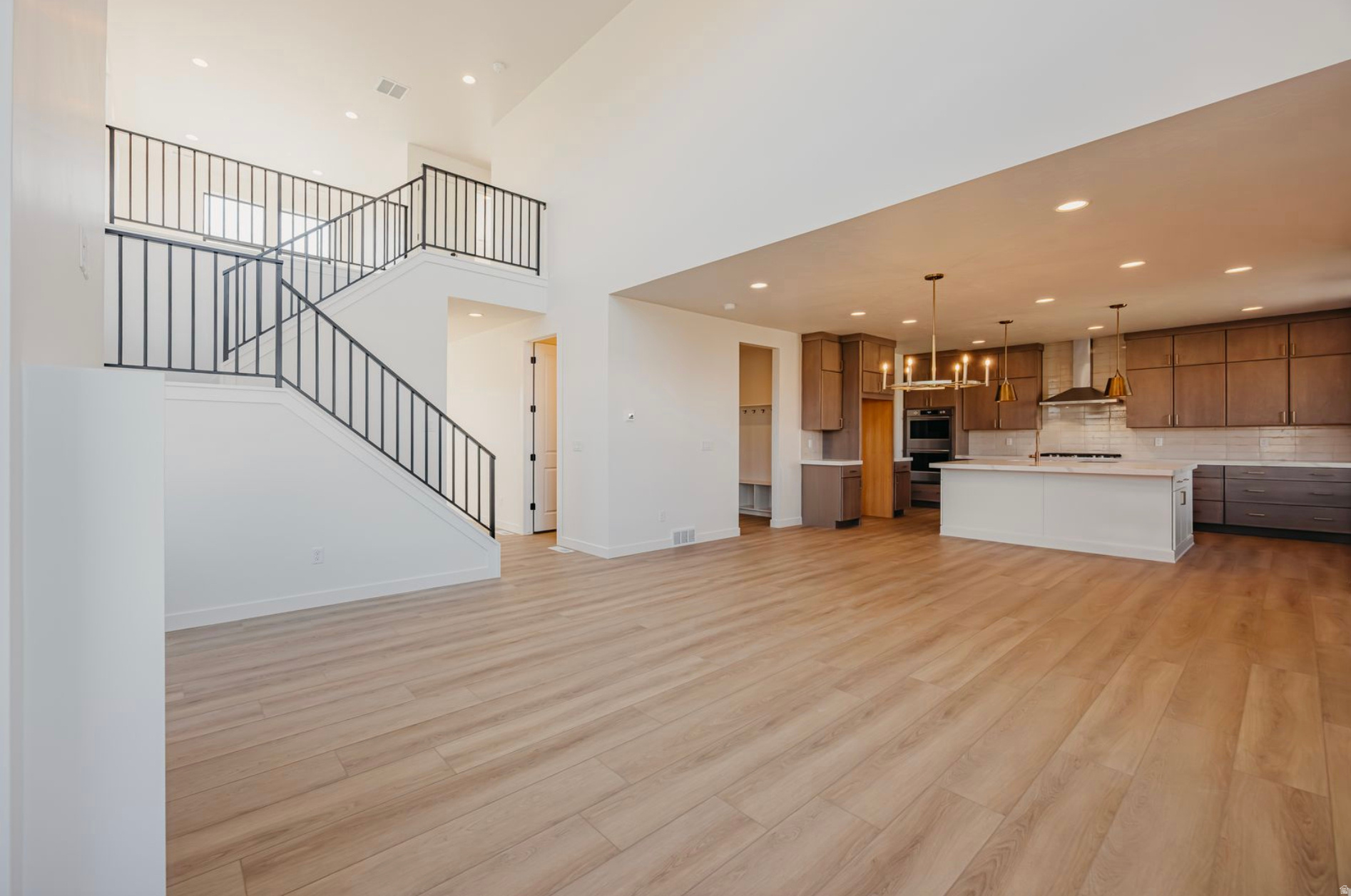 THE CROSSINGS - Residential