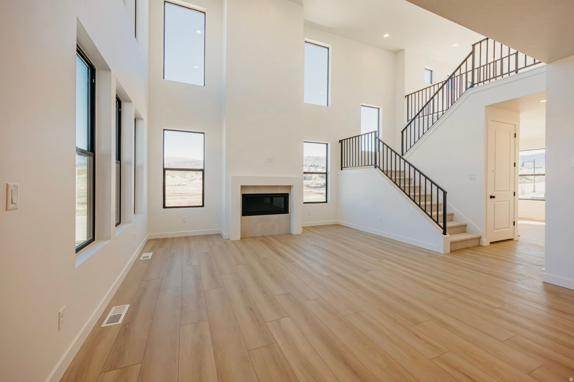 THE CROSSINGS - Residential