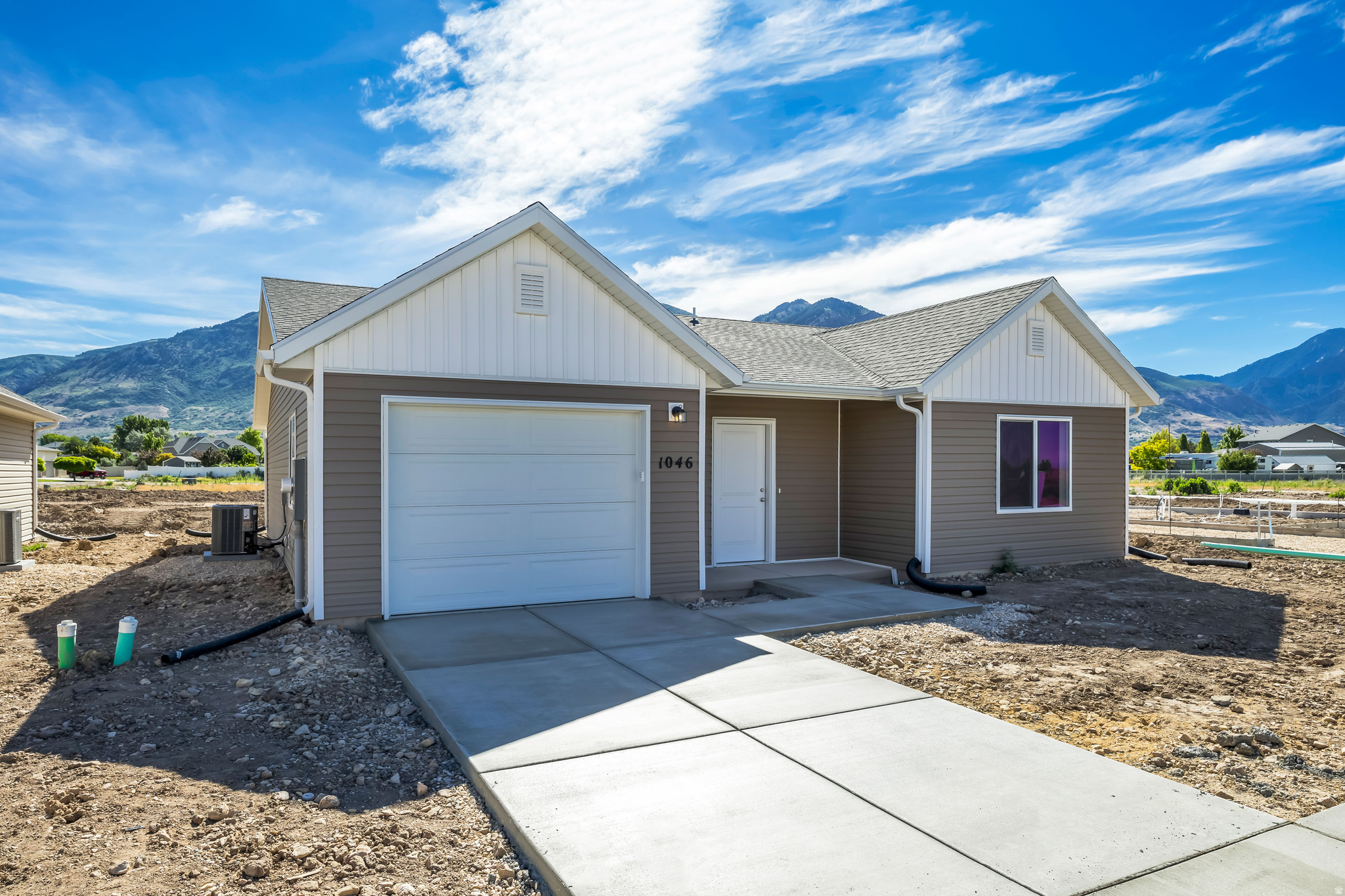 SUMMIT VIEW - Residential