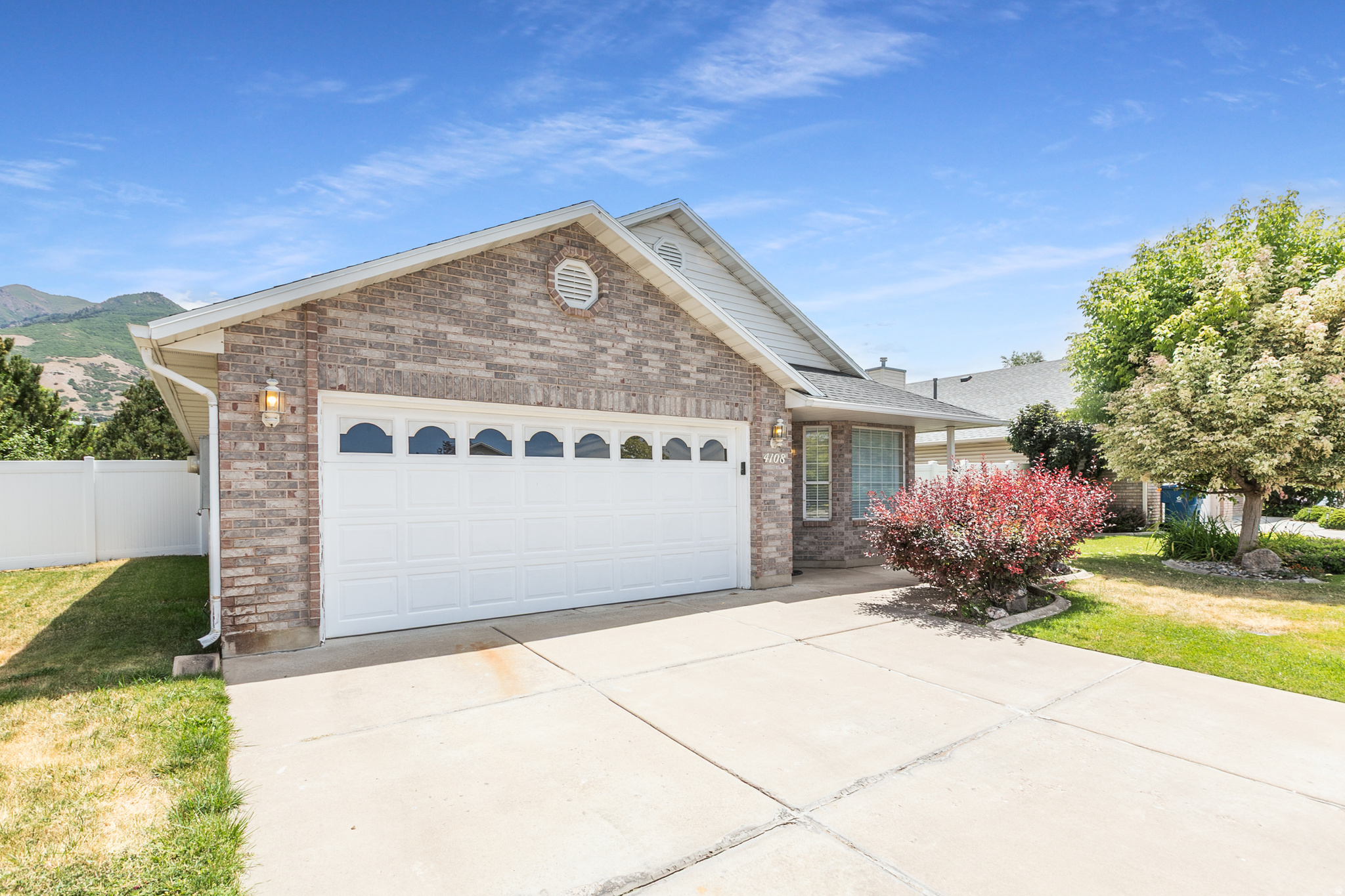 HERITAGE PLACE - Residential