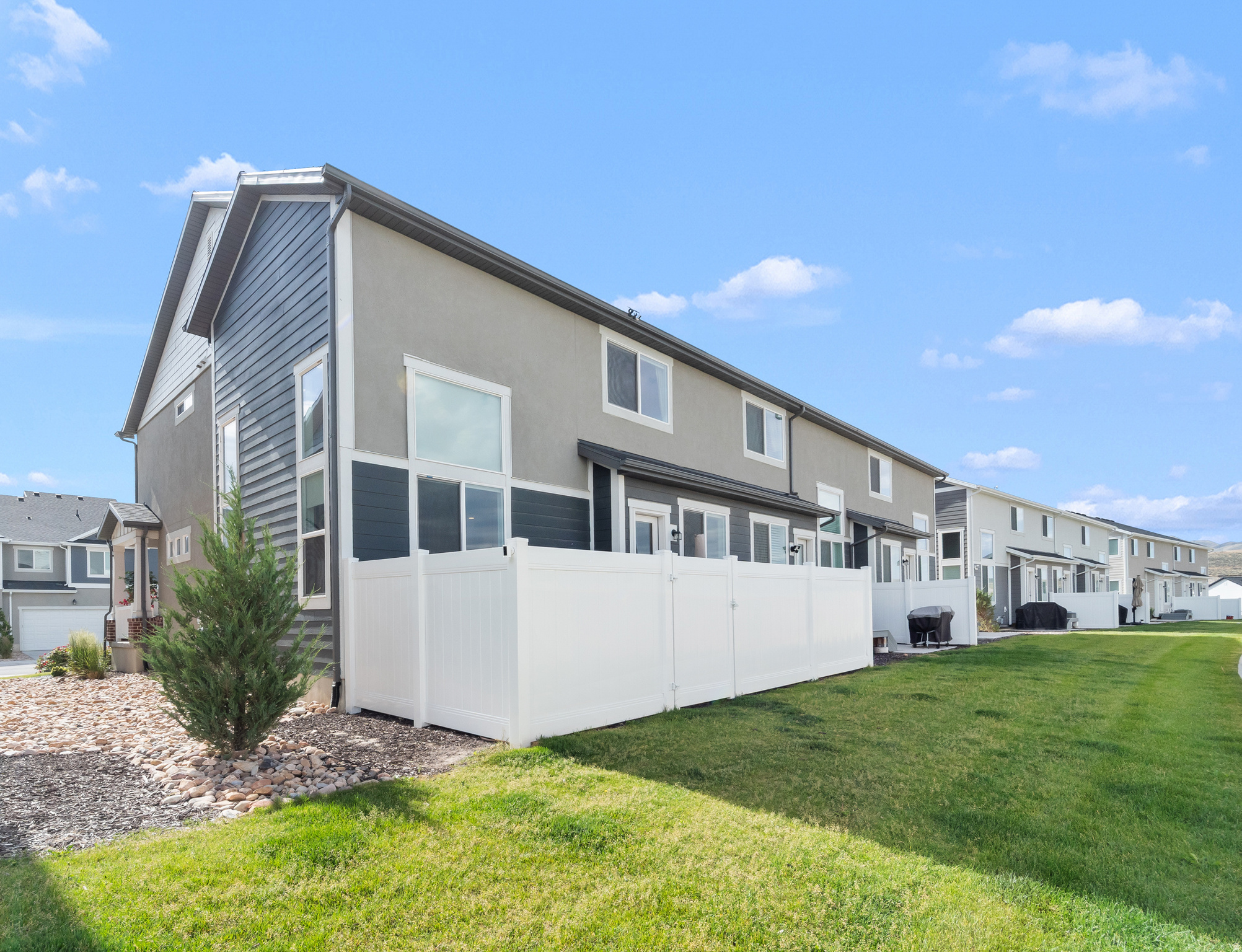 RIDGE - Residential